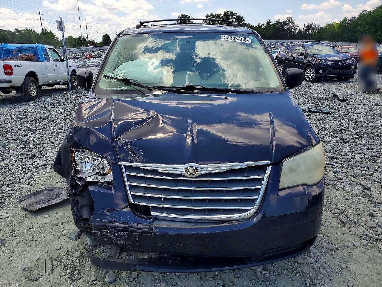 2010 Chrysler Town & Country Lx Синий vin: 2A4RR4DE1AR173876