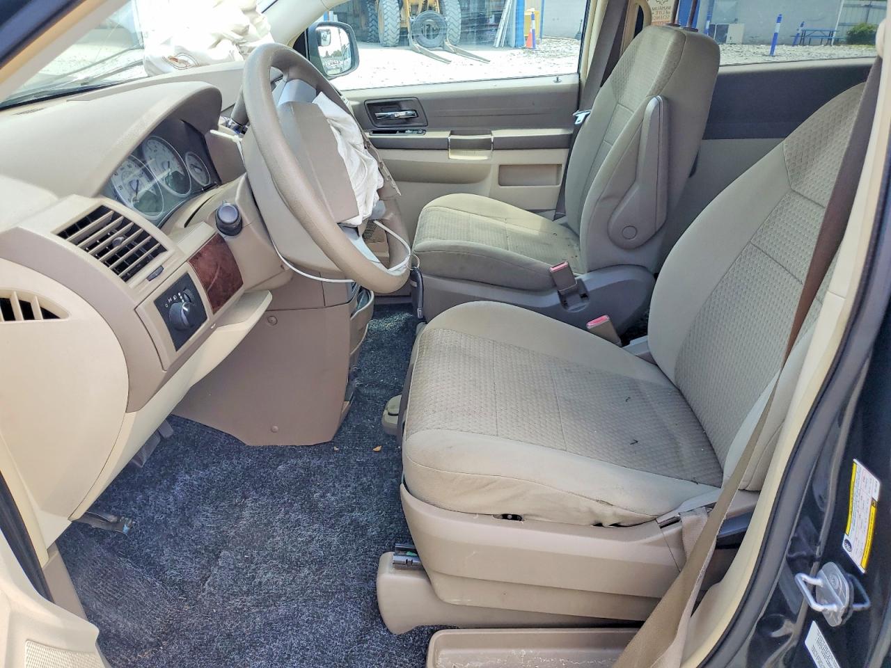 2010 Chrysler Town & Country Lx Синий vin: 2A4RR4DE1AR173876