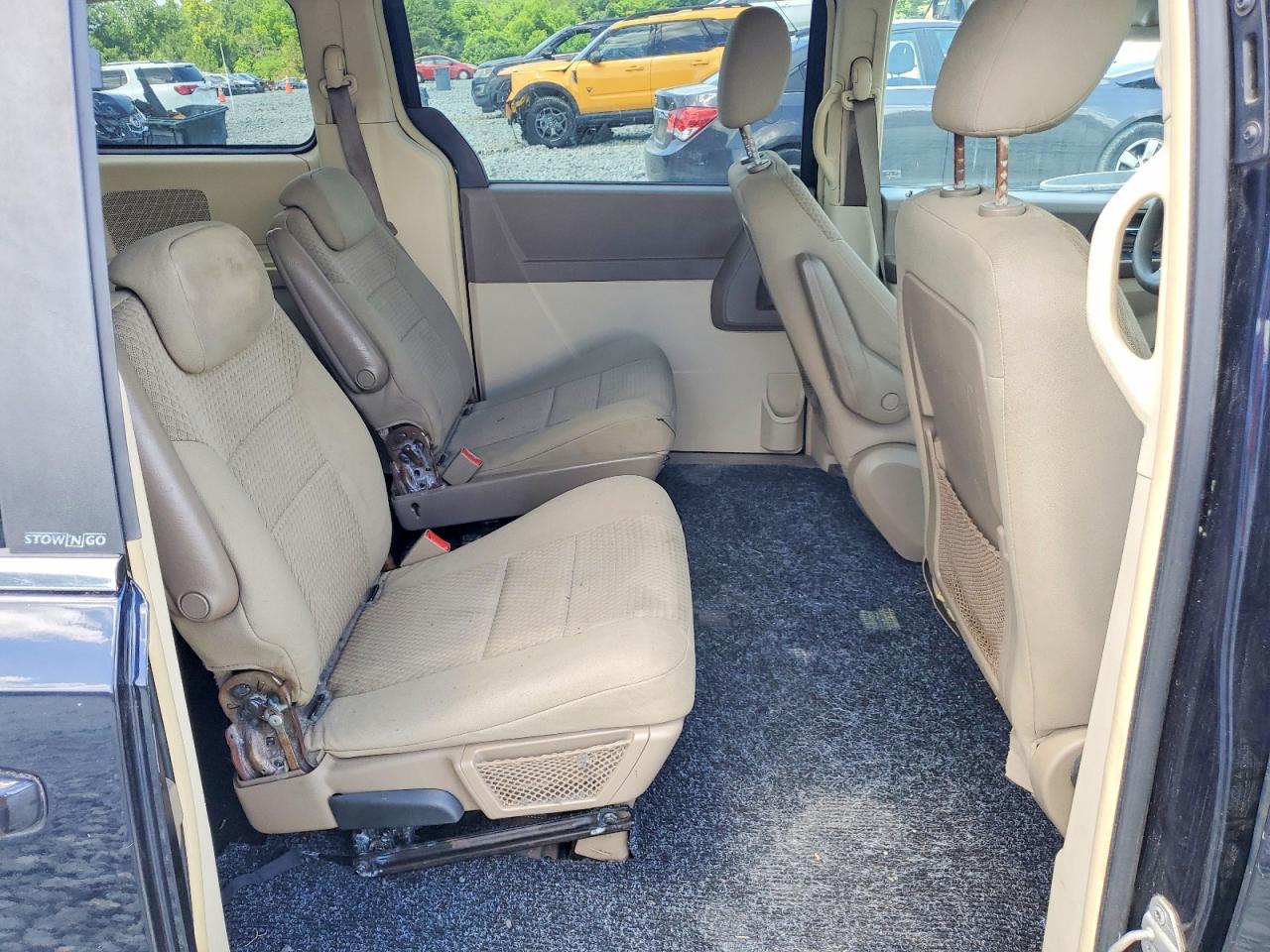 2010 Chrysler Town & Country Lx Синий vin: 2A4RR4DE1AR173876