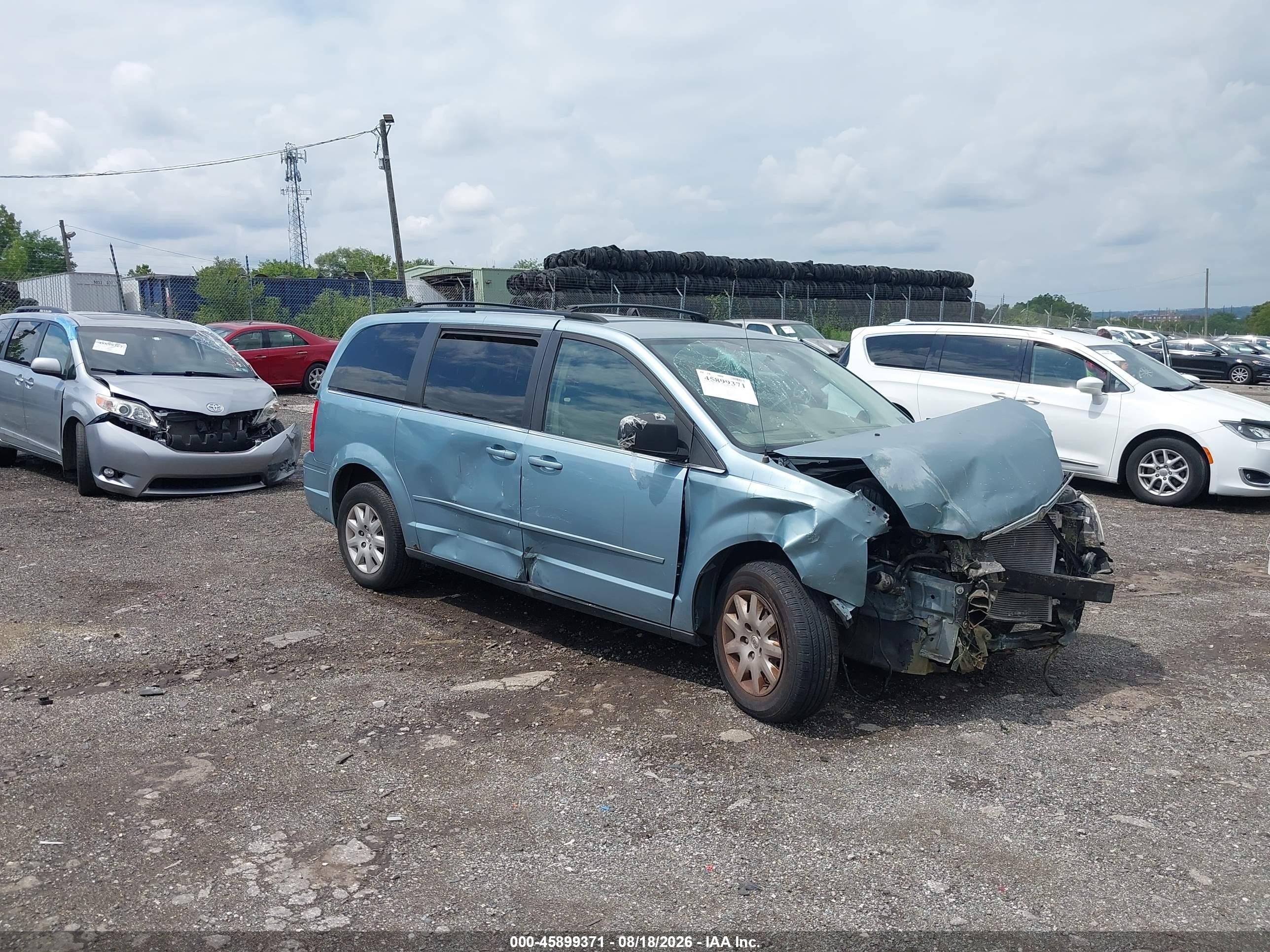 2010 Chrysler Town & Country Lx Light Blue vin: 2A4RR4DE4AR161754