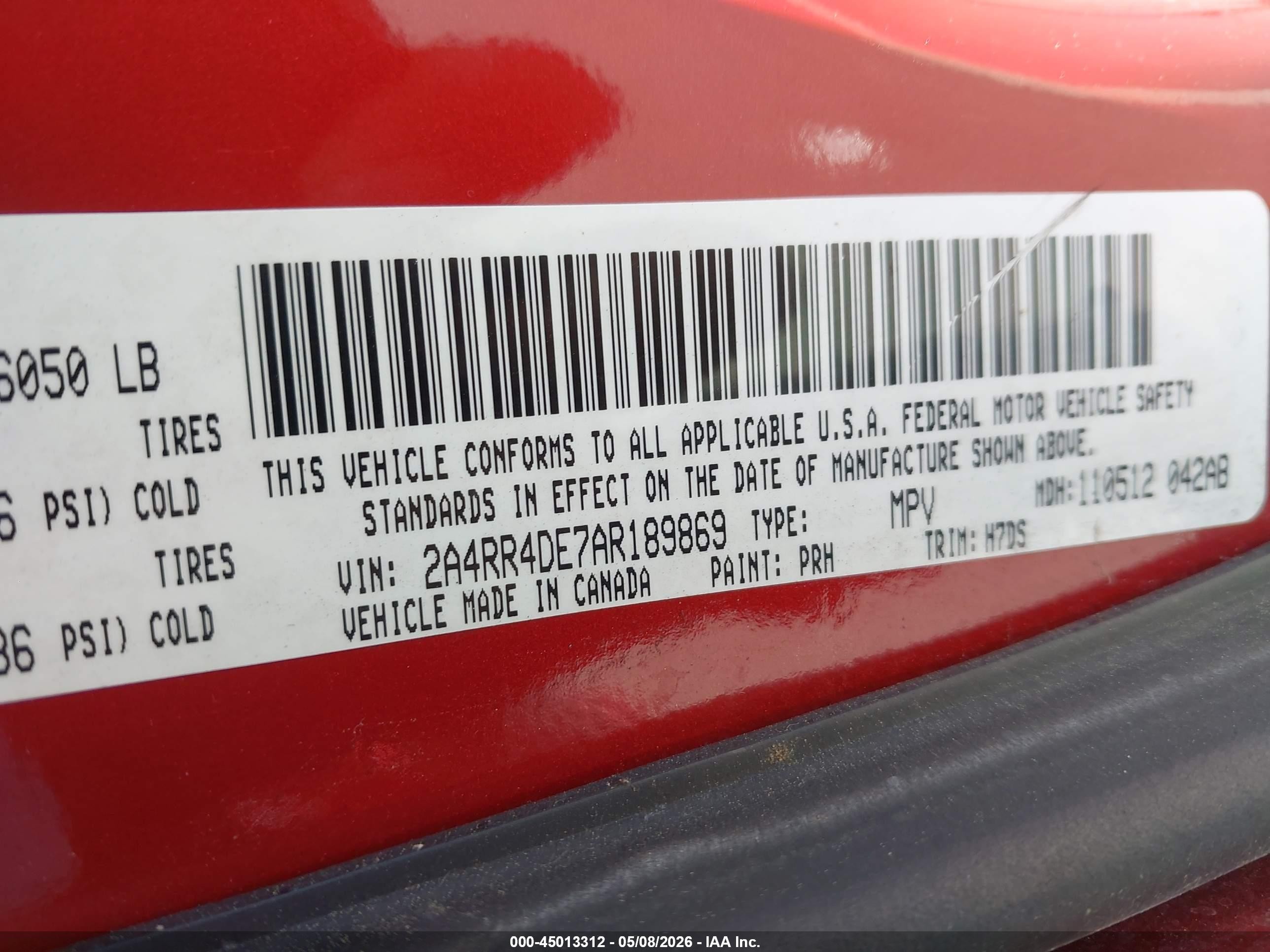 2010 Chrysler Town & Country Lx Red vin: 2A4RR4DE7AR189869