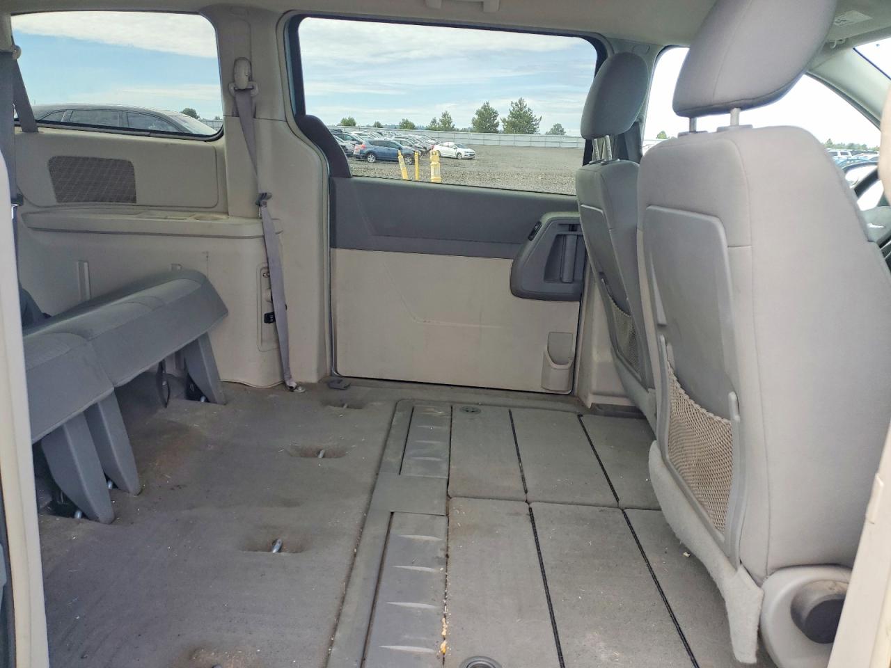 2010 Chrysler Town & Country Lx Blue vin: 2A4RR4DEXAR153660