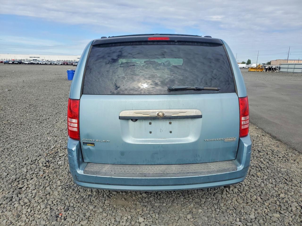 2010 Chrysler Town & Country Lx Blue vin: 2A4RR4DEXAR153660