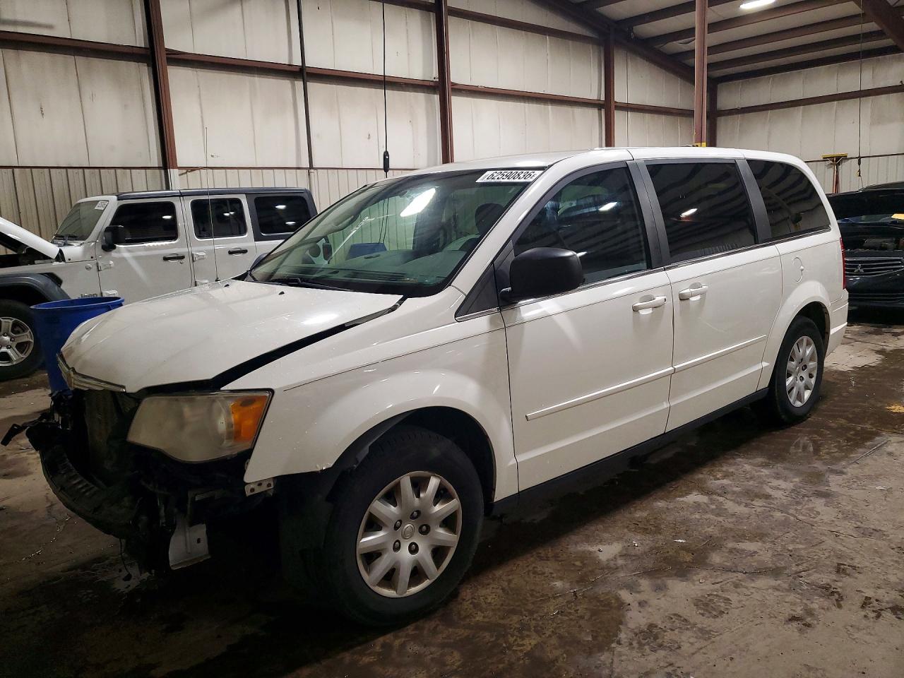 2010 Chrysler Town & Country Lx White vin: 2A4RR4DEXAR203859