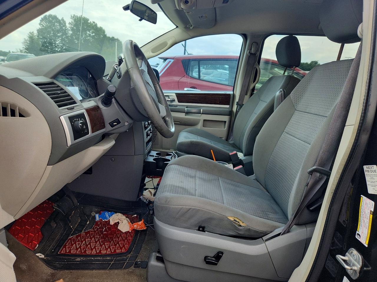 2010 Chrysler Town & Country Touring Black vin: 2A4RR5D10AR198674