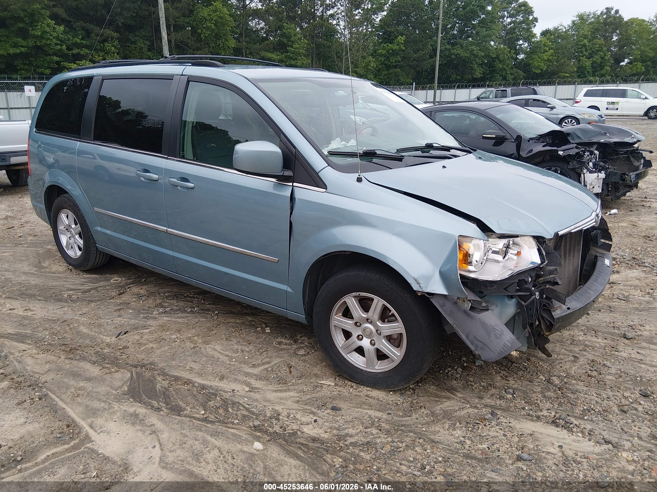 2010 Chrysler Town & Country Touring Blue vin: 2A4RR5D10AR243094