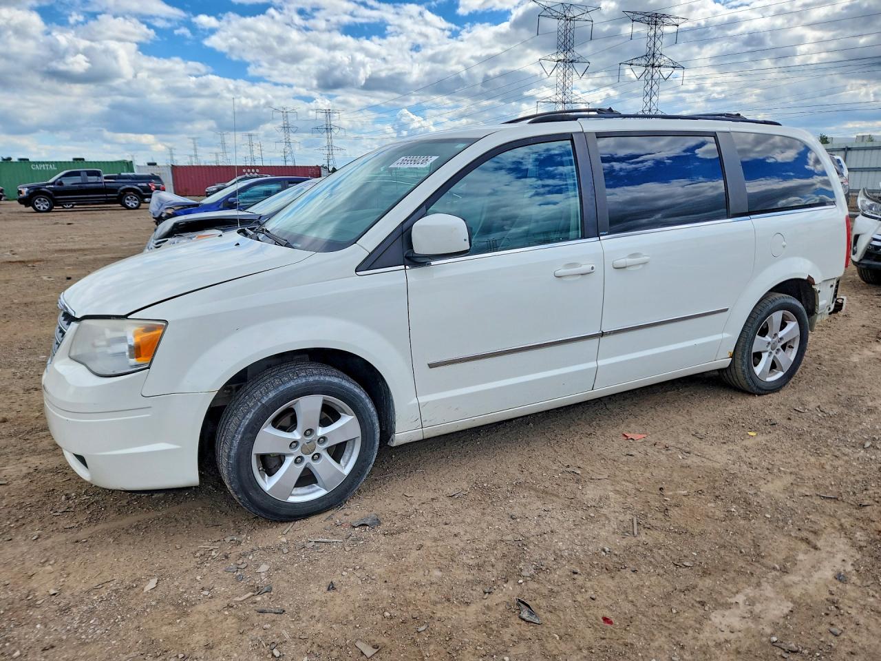 2010 Chrysler Town-country White vin: 2A4RR5D11AR217880