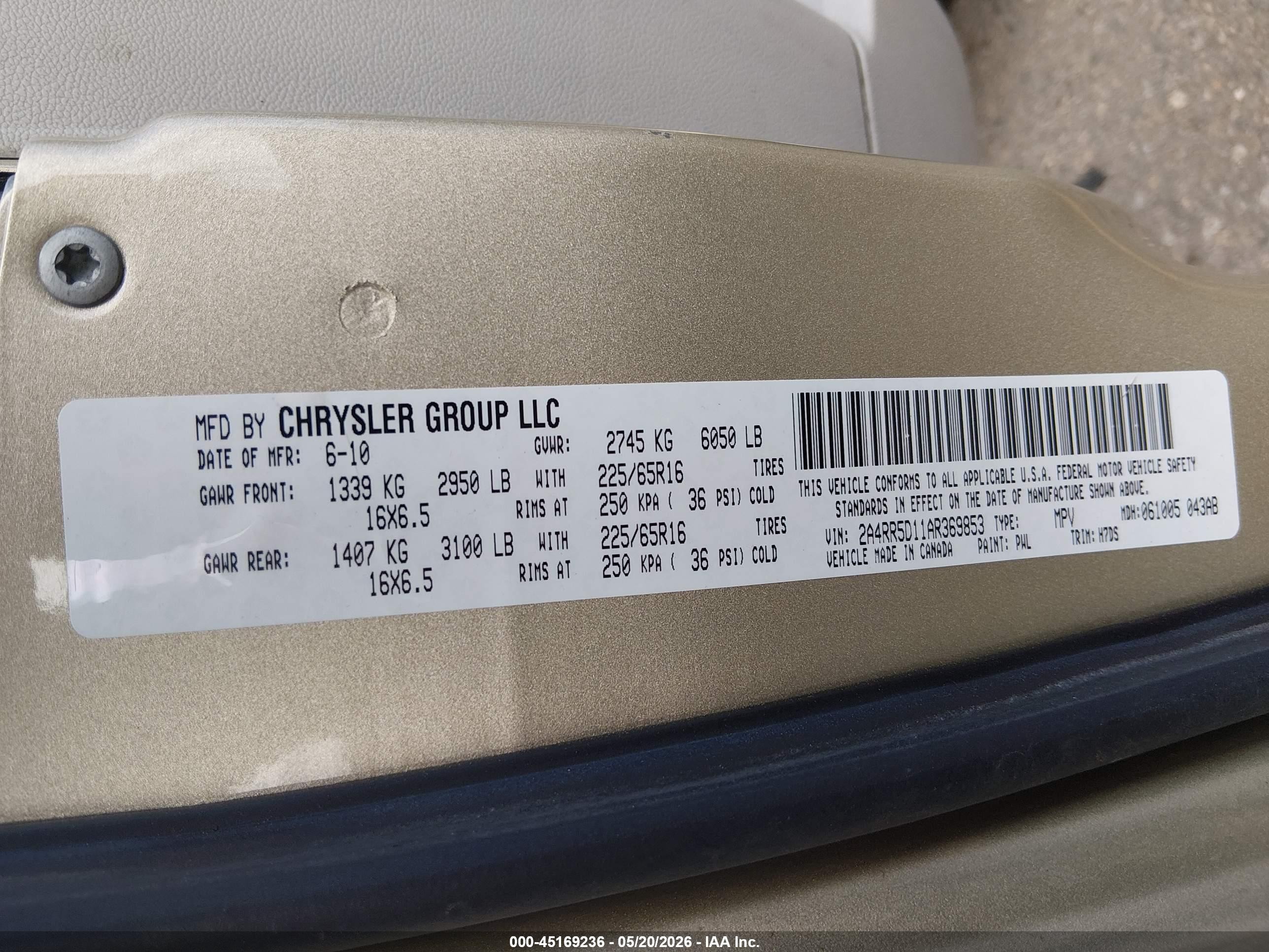 2010 Chrysler Town & Country Touring Gold vin: 2A4RR5D11AR369853
