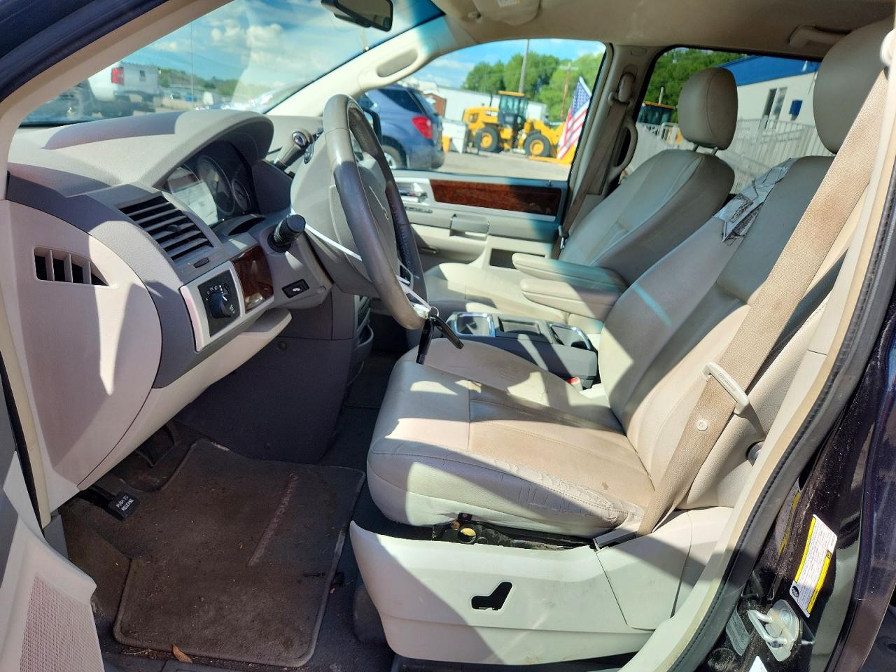 2010 Chrysler Town & Country Touring Blue vin: 2A4RR5D12AR150576