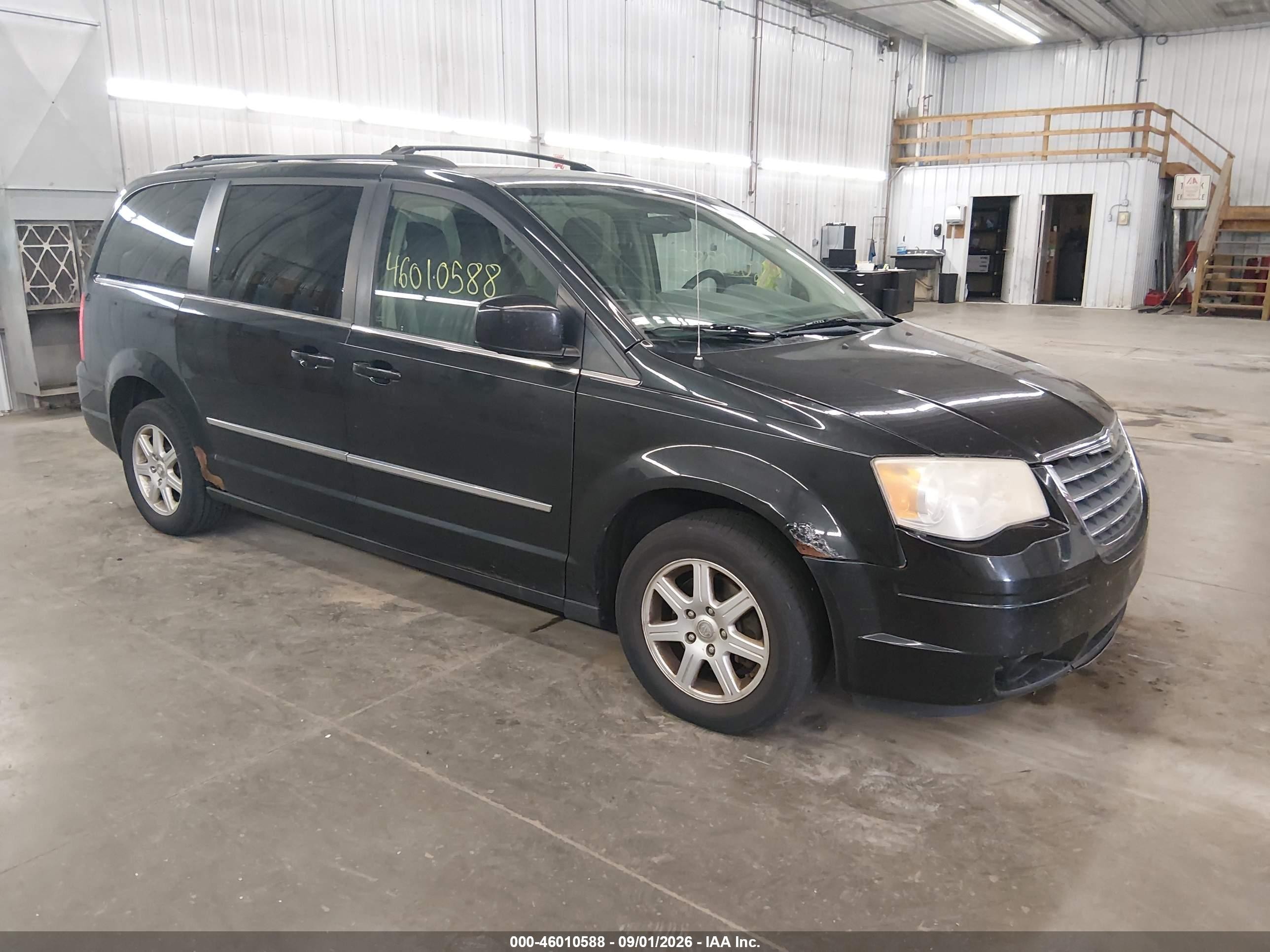 2010 Chrysler Town & Country Touring Black vin: 2A4RR5D12AR285587