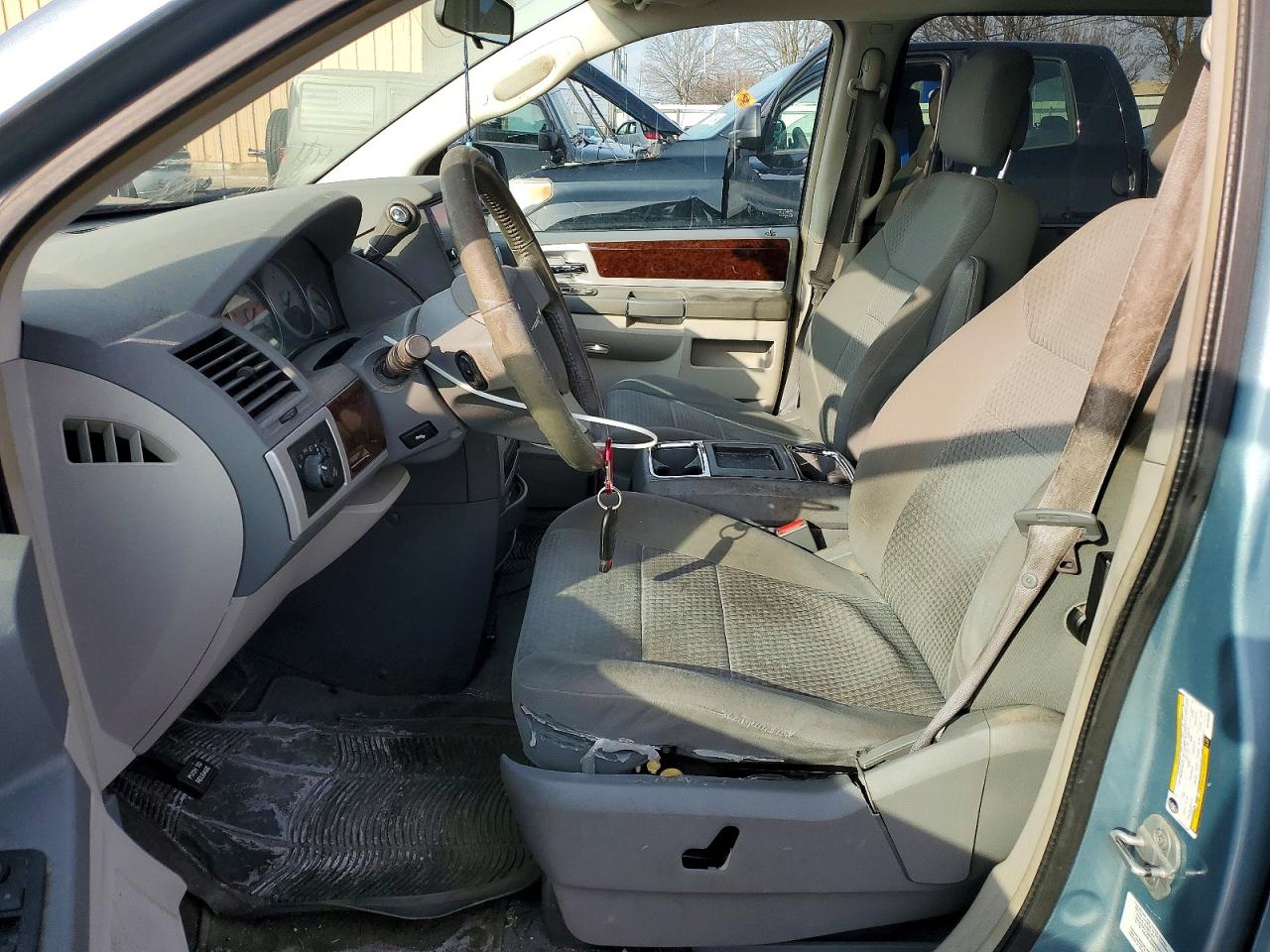 2010 Chrysler Town & Country Touring Blue vin: 2A4RR5D12AR294063