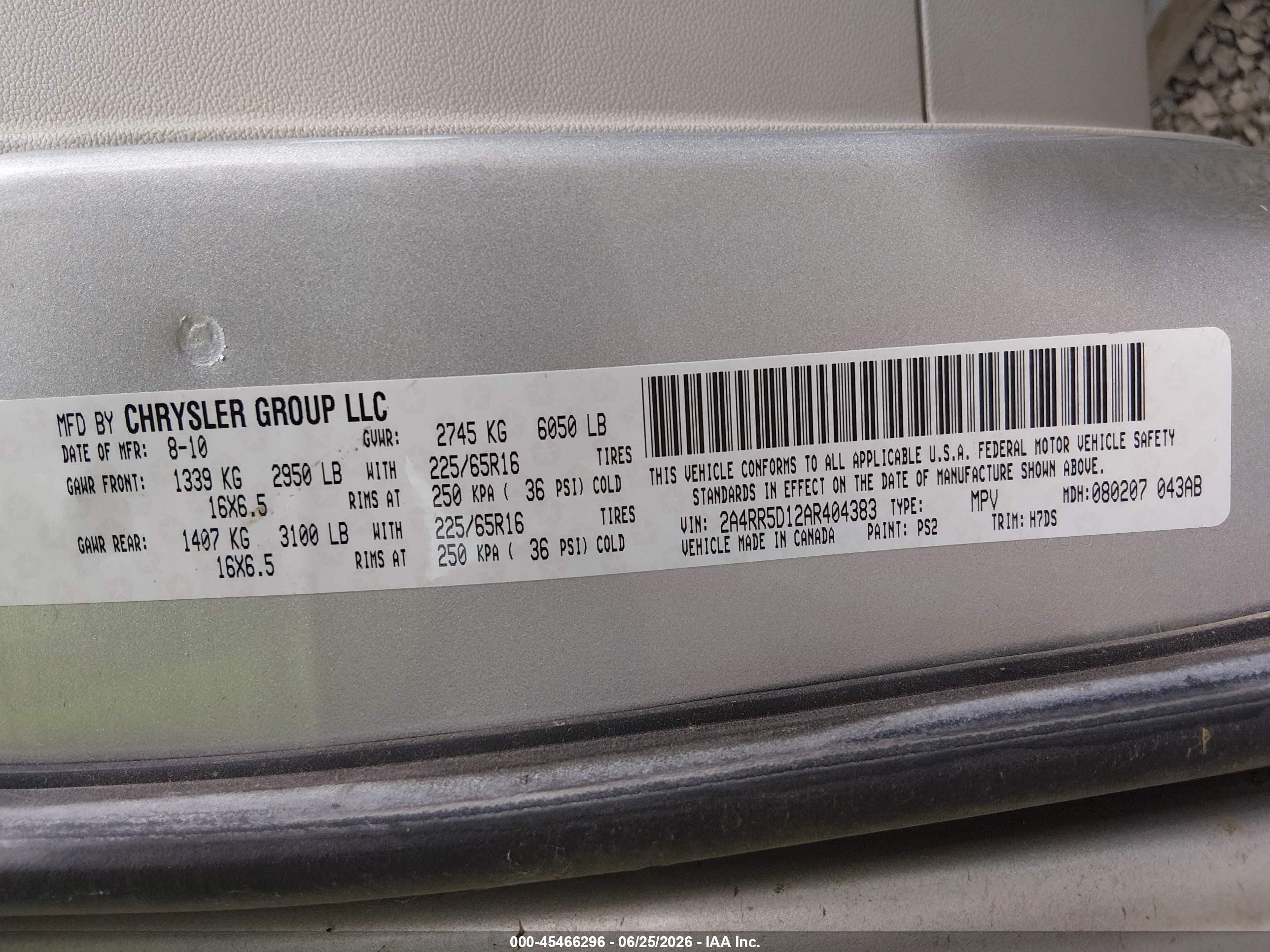 2010 Chrysler Town & Country Touring Silver vin: 2A4RR5D12AR404383