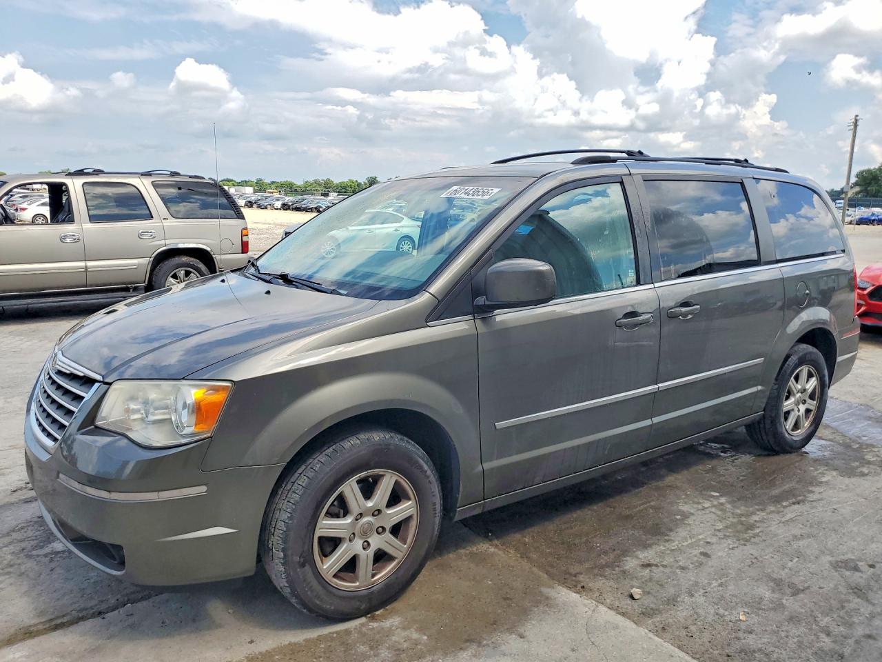 2010 Chrysler Town And Country Gray vin: 2A4RR5D12AR415951