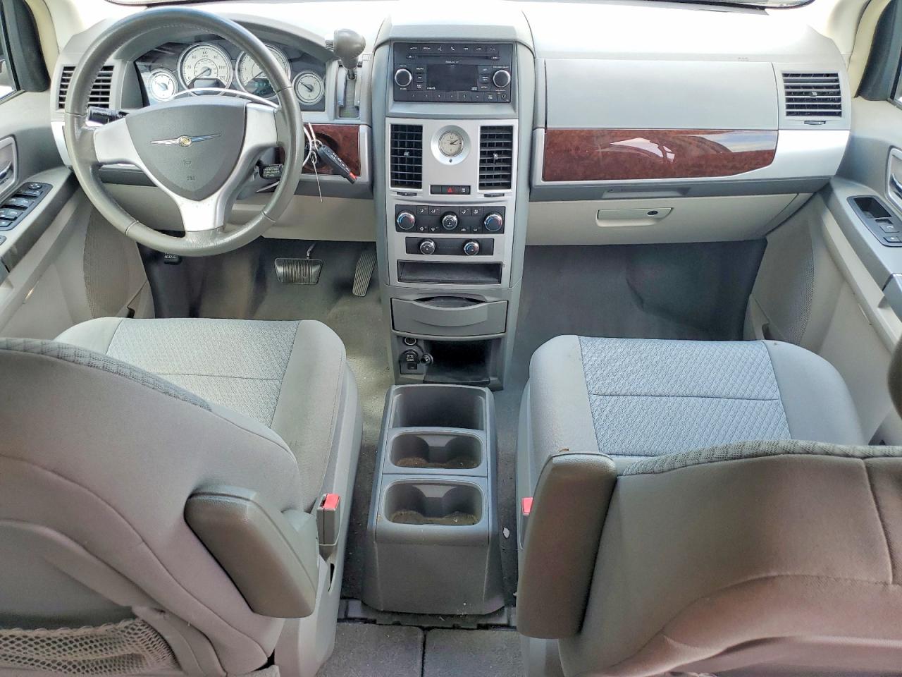 2010 Chrysler Town And Country Gray vin: 2A4RR5D12AR415951
