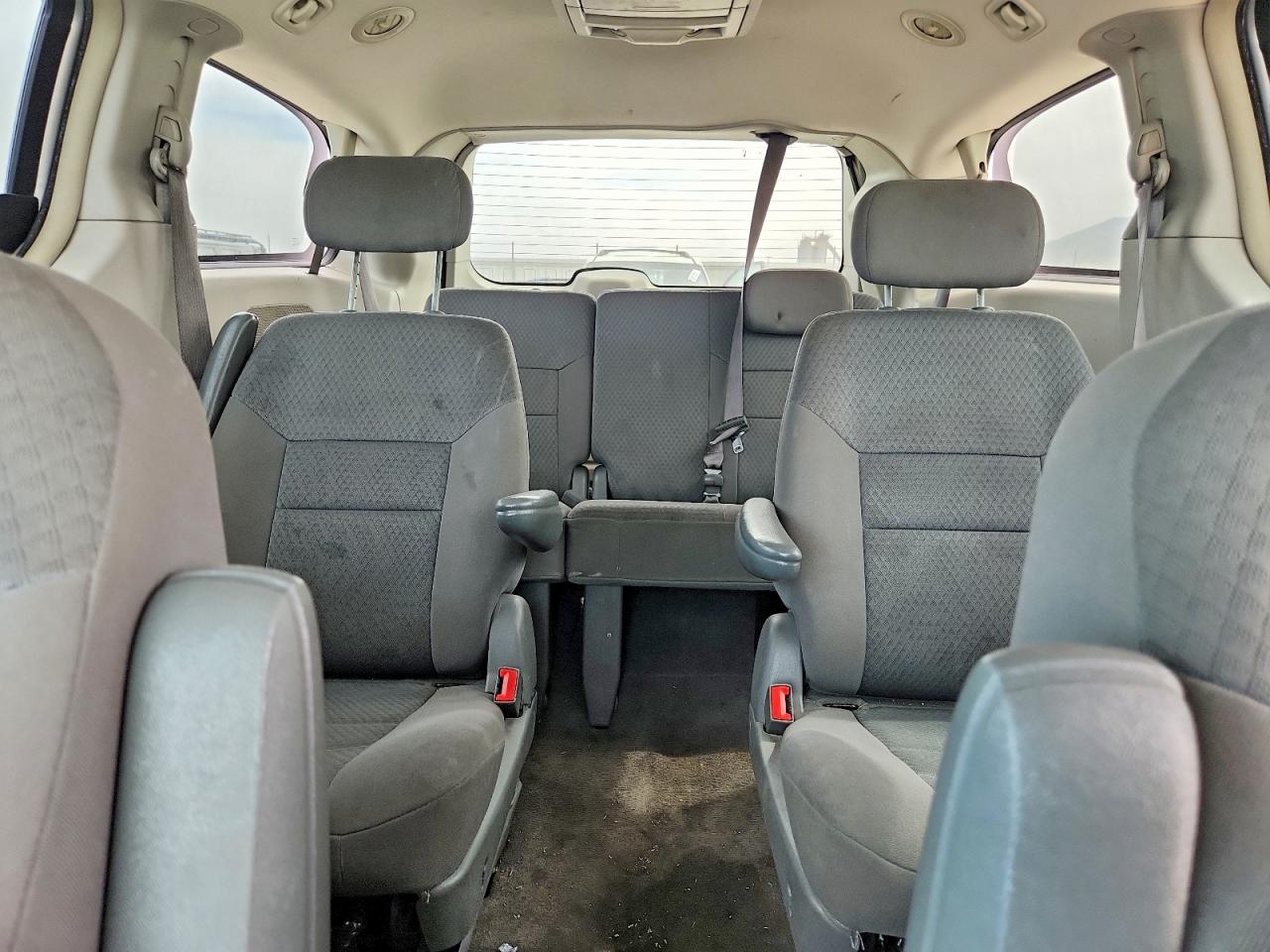 2010 Chrysler Town & Country Touring Серебряный vin: 2A4RR5D12AR432152