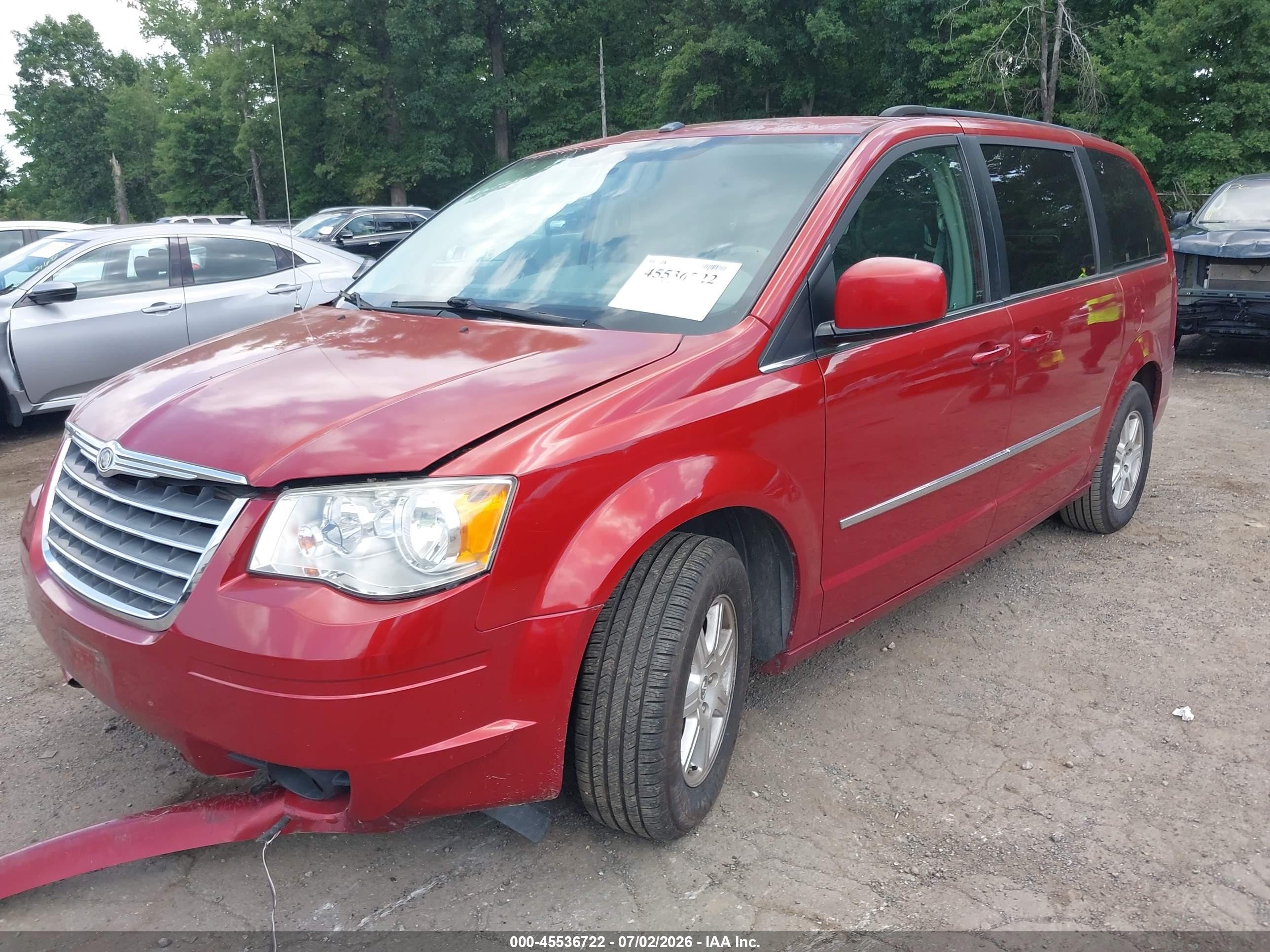 2010 Chrysler Town & Country Touring Красный vin: 2A4RR5D13AR109082