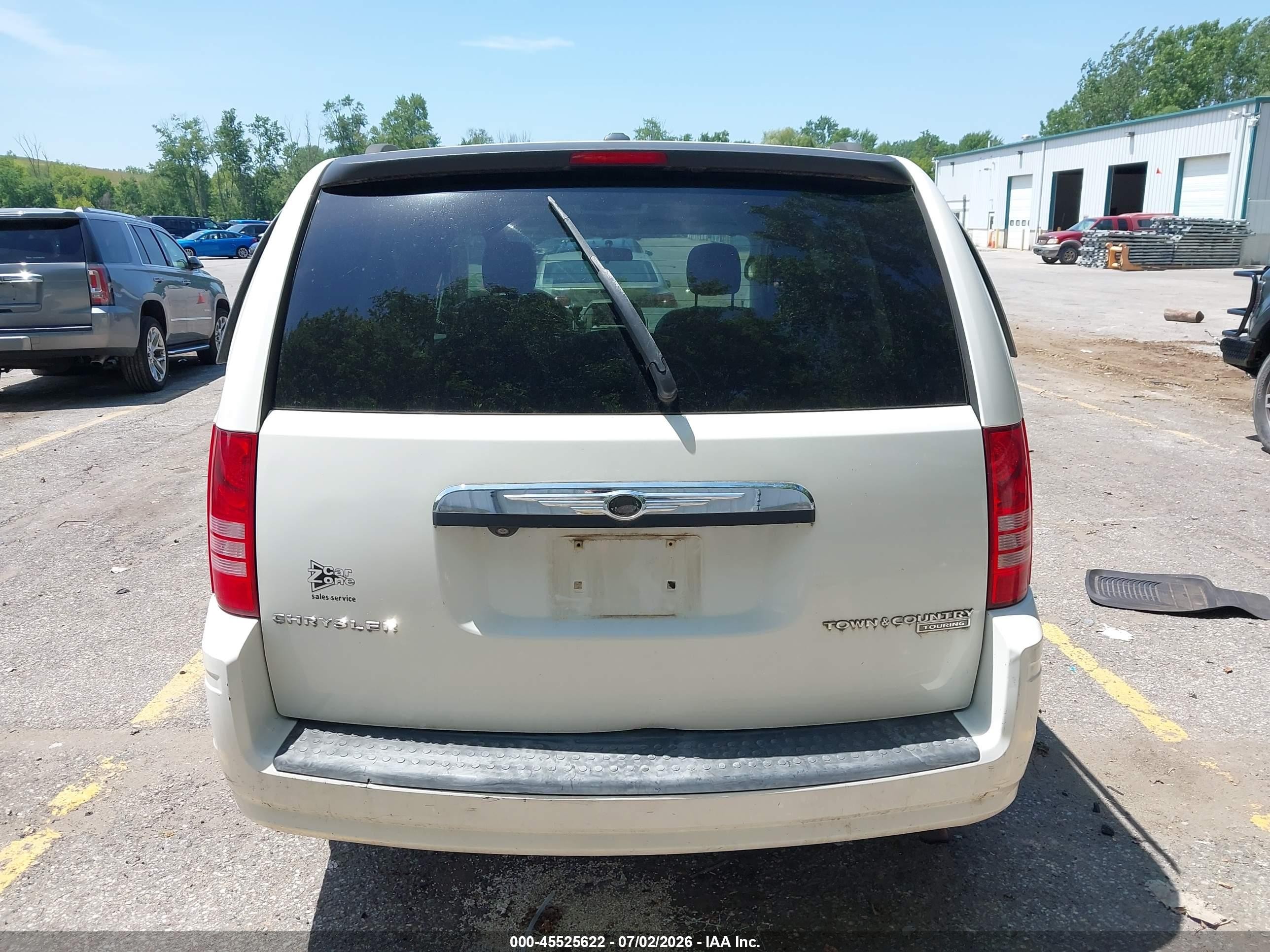 2010 Chrysler Town & Country Touring Белый vin: 2A4RR5D13AR133933