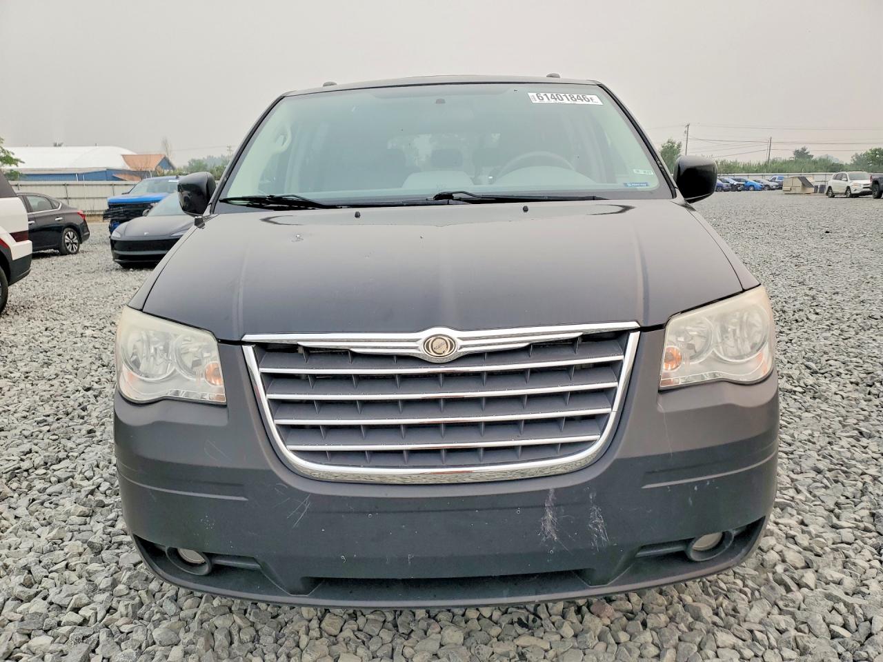 2010 Chrysler Town & Country Touring Black vin: 2A4RR5D13AR166429