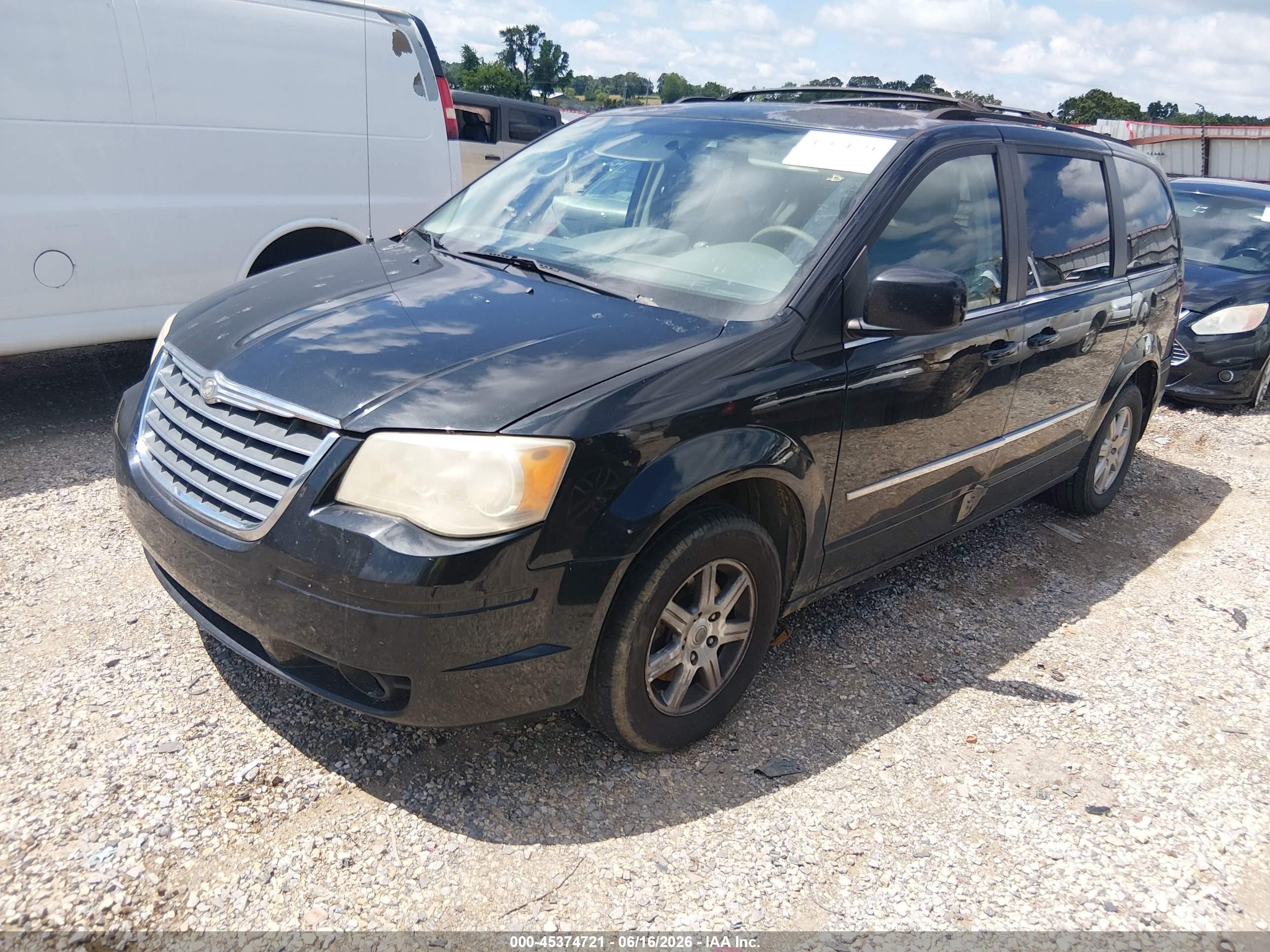2010 Chrysler Town & Country Touring Black vin: 2A4RR5D13AR252730