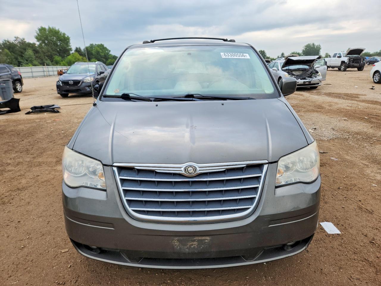 2010 Chrysler Town & Country Touring Серый vin: 2A4RR5D13AR300355