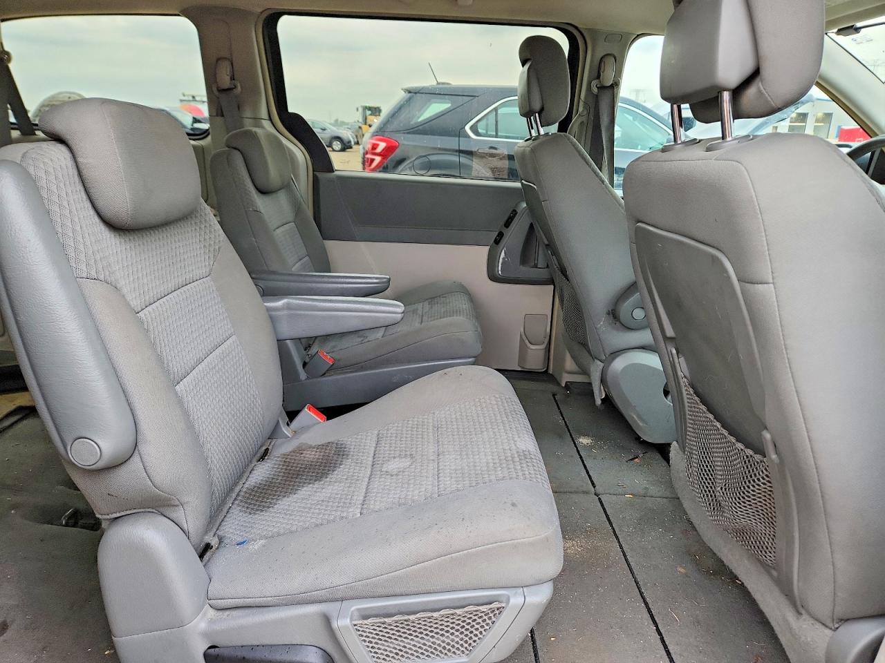 2010 Chrysler Town & Country Touring Серый vin: 2A4RR5D13AR300355