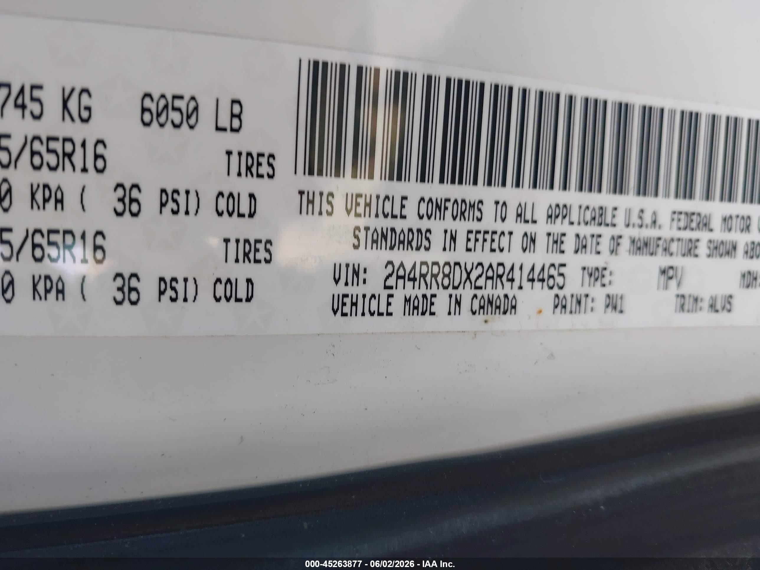 2010 Chrysler Town & Country Touring White vin: 2A4RR5D13AR306575