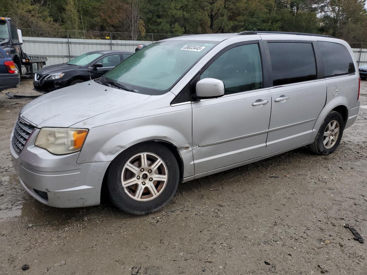 2010 Chrysler Town & Country Touring Silver vin: 2A4RR5D13AR337082