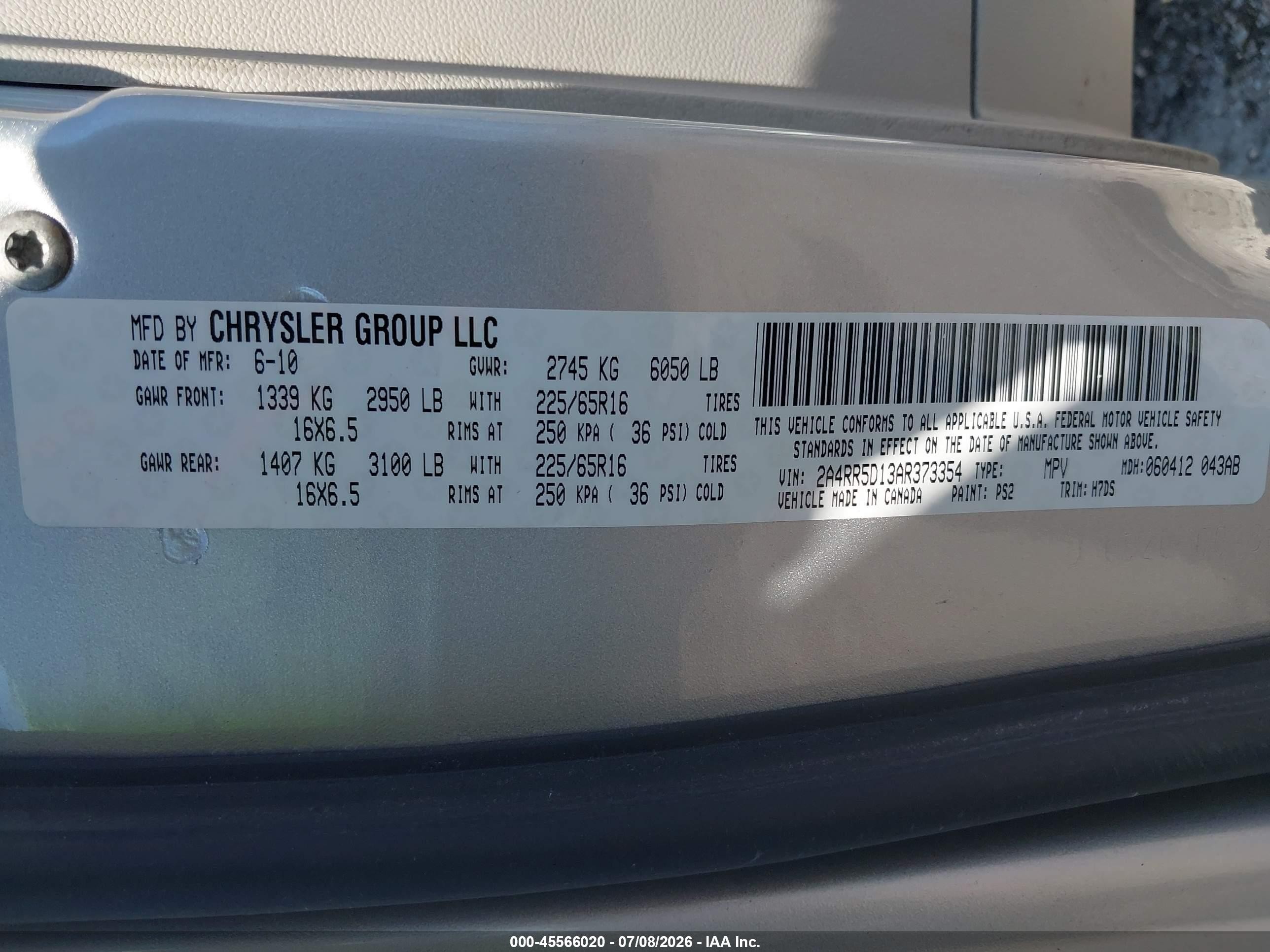2010 Chrysler Town & Country Touring Silver vin: 2A4RR5D13AR373354