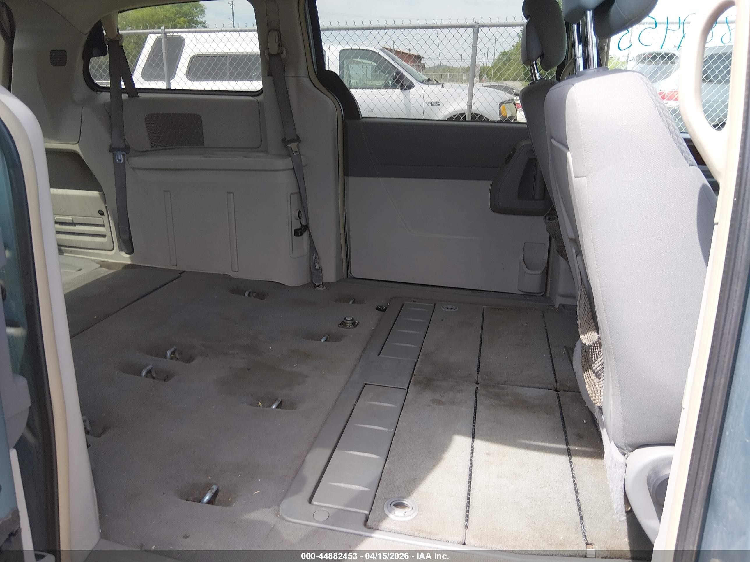 2010 Chrysler Town & Country Touring Синий vin: 2A4RR5D13AR479240