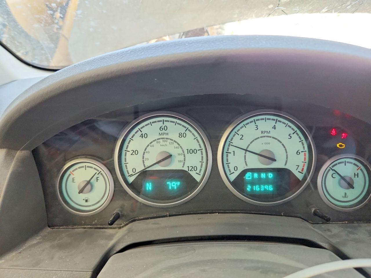 2010 Chrysler Town & Country Touring Silver vin: 2A4RR5D14AR150286