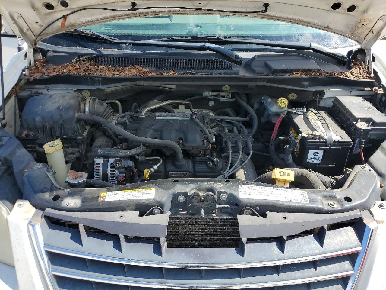 2010 Chrysler Town & Country Touring Белый vin: 2A4RR5D14AR187726