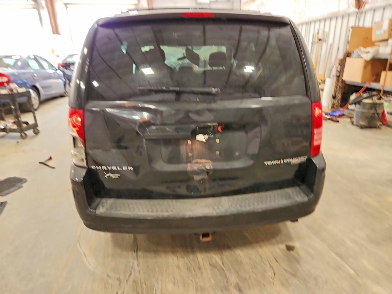 2010 Chrysler Town & Country Touring Black vin: 2A4RR5D14AR431987