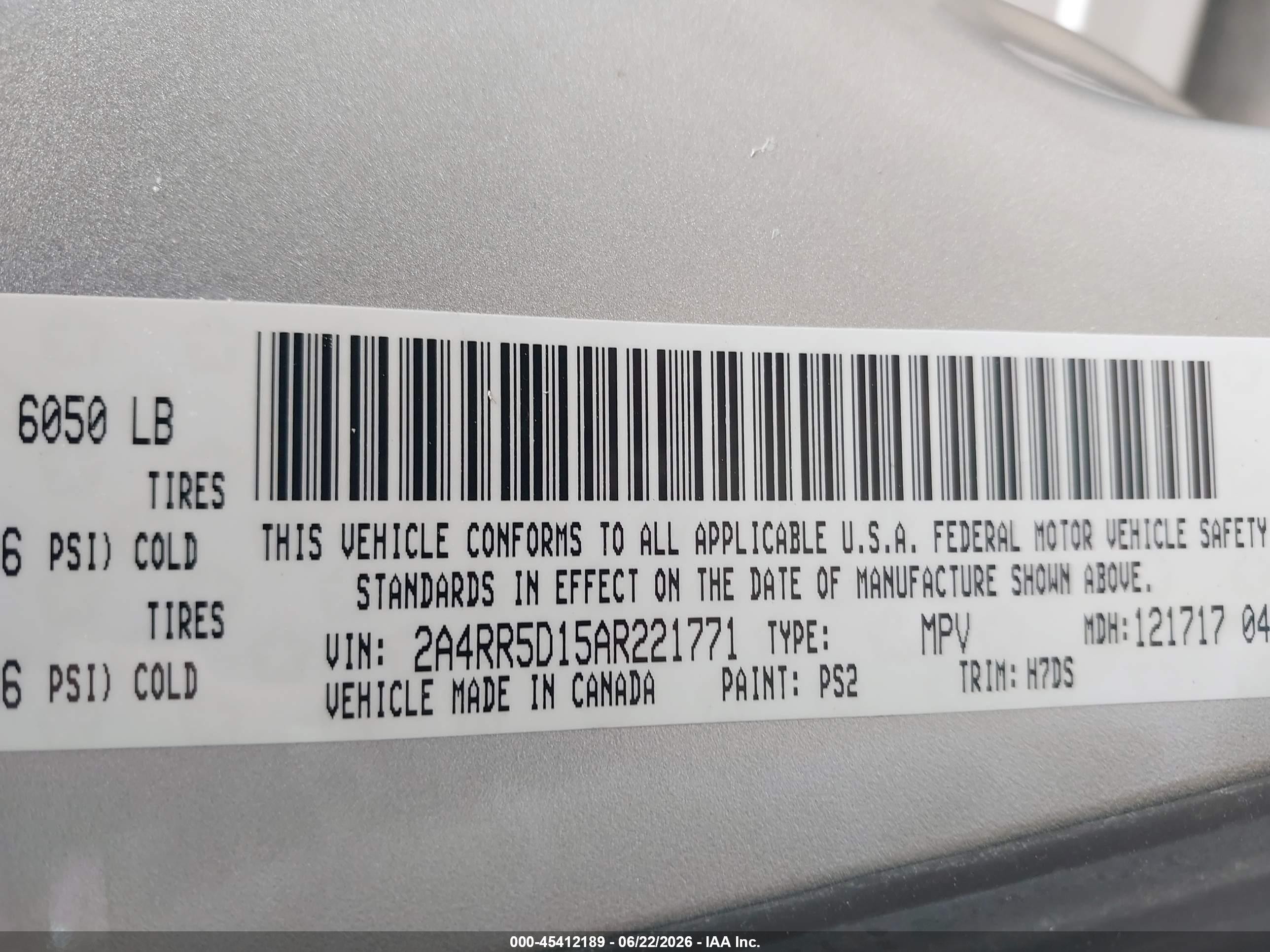 2010 Chrysler Town & Country Touring Silver vin: 2A4RR5D15AR221771