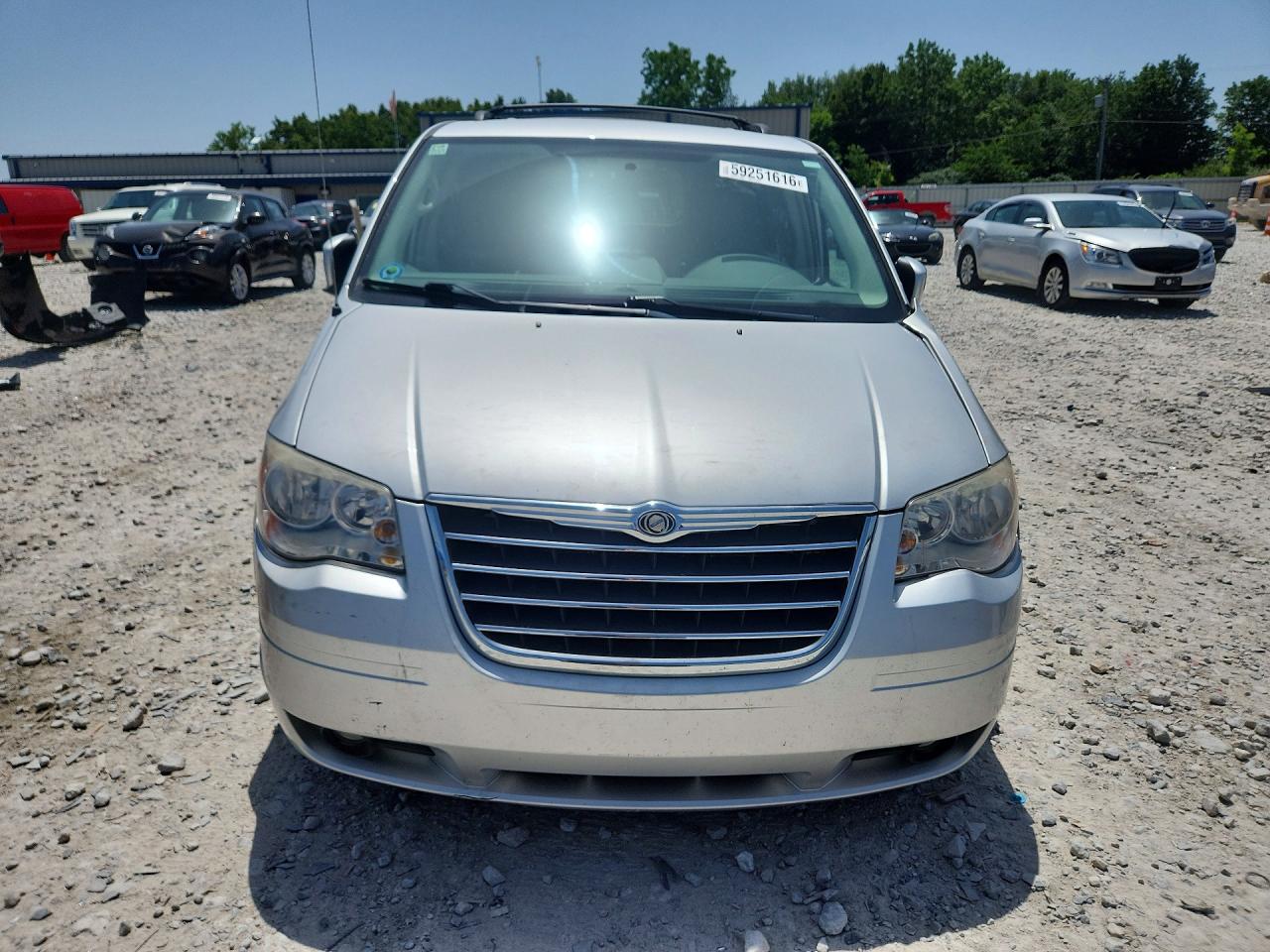 2010 Chrysler Town & Country Touring Серебряный vin: 2A4RR5D16AR226591