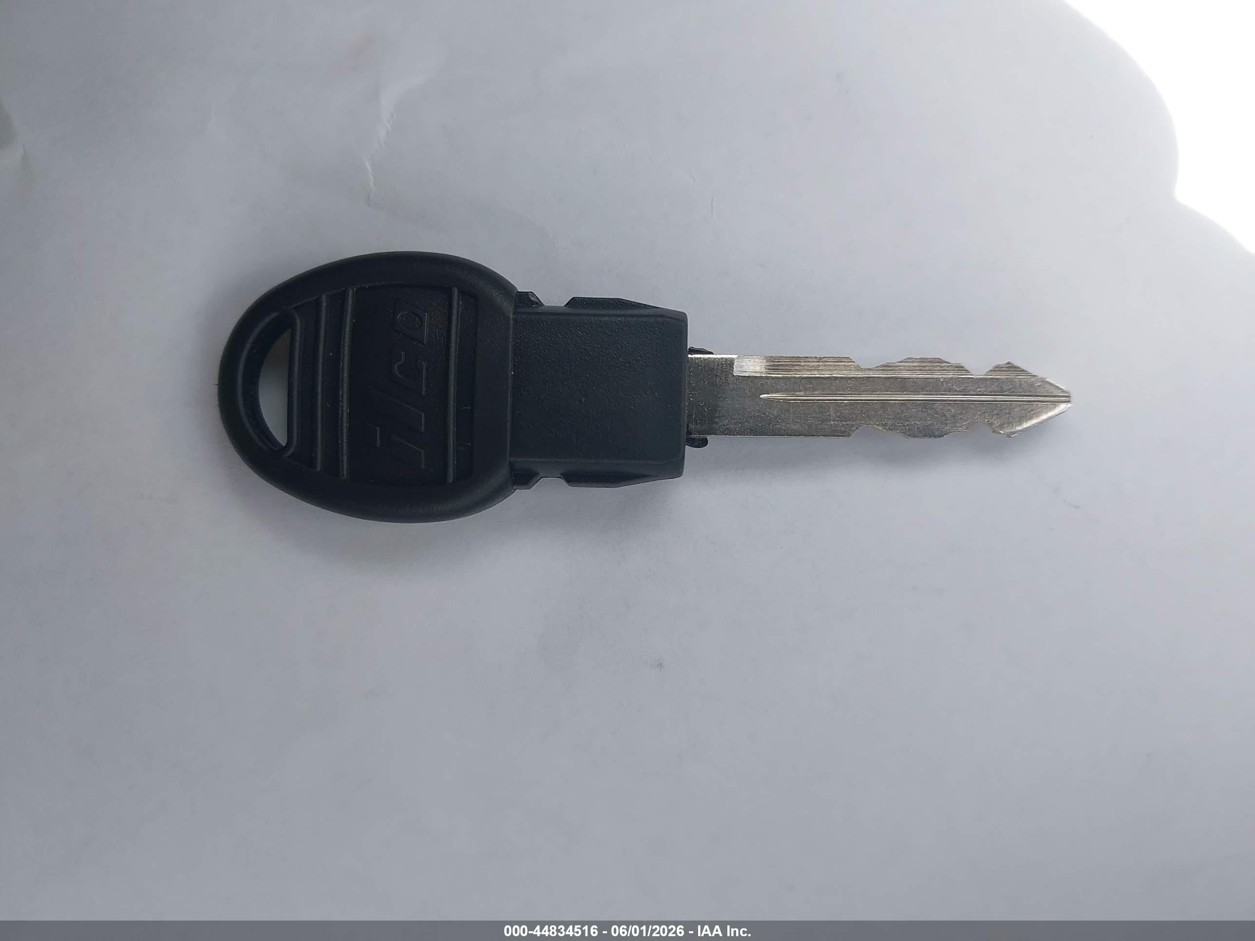 2010 Chrysler Town & Country Touring Silver vin: 2A4RR5D16AR305419