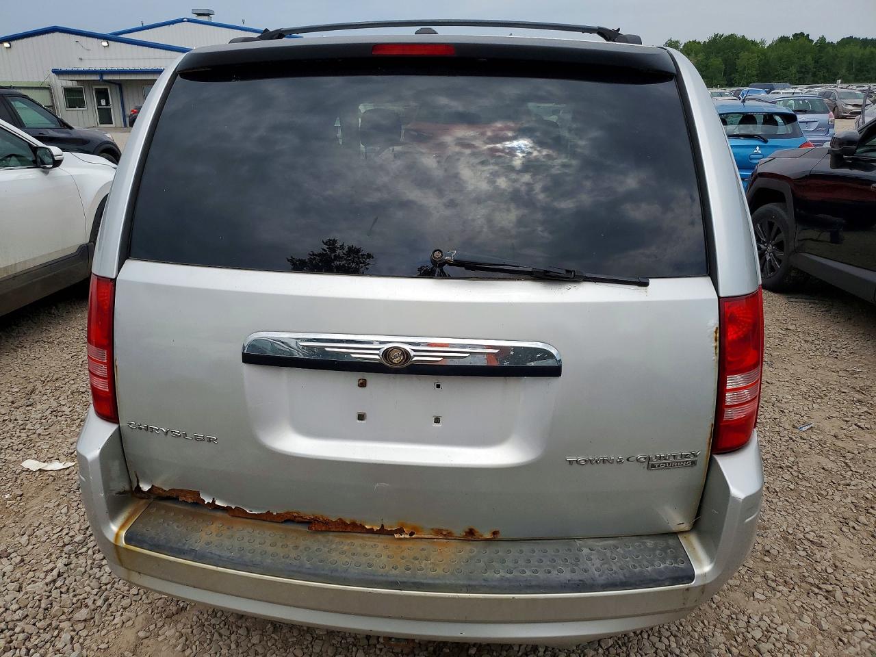 2010 Chrysler Town & Country Touring Gray vin: 2A4RR5D17AR103902