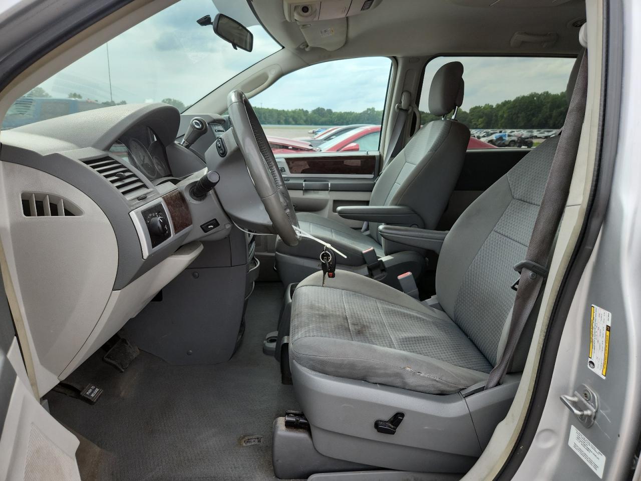 2010 Chrysler Town & Country Touring Серебряный vin: 2A4RR5D17AR319040
