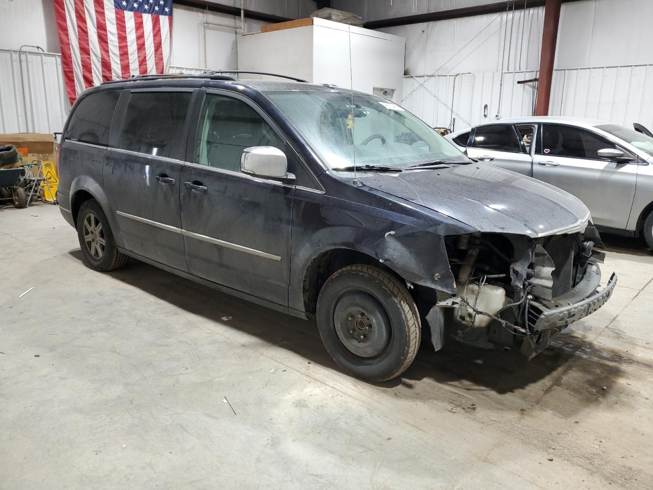 2010 Chrysler Town & Country Touring Blue vin: 2A4RR5D17AR436374