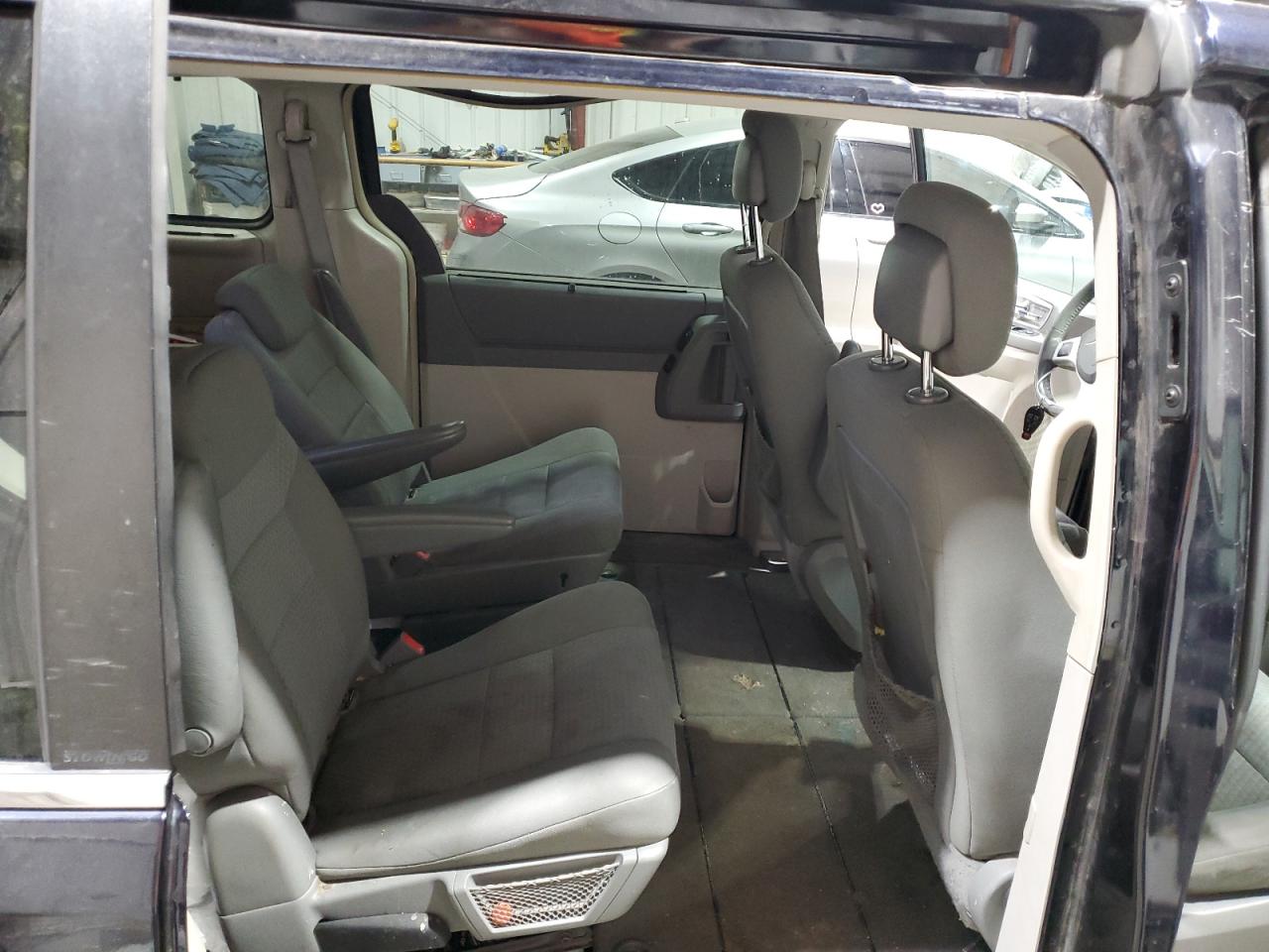 2010 Chrysler Town & Country Touring Blue vin: 2A4RR5D17AR436374