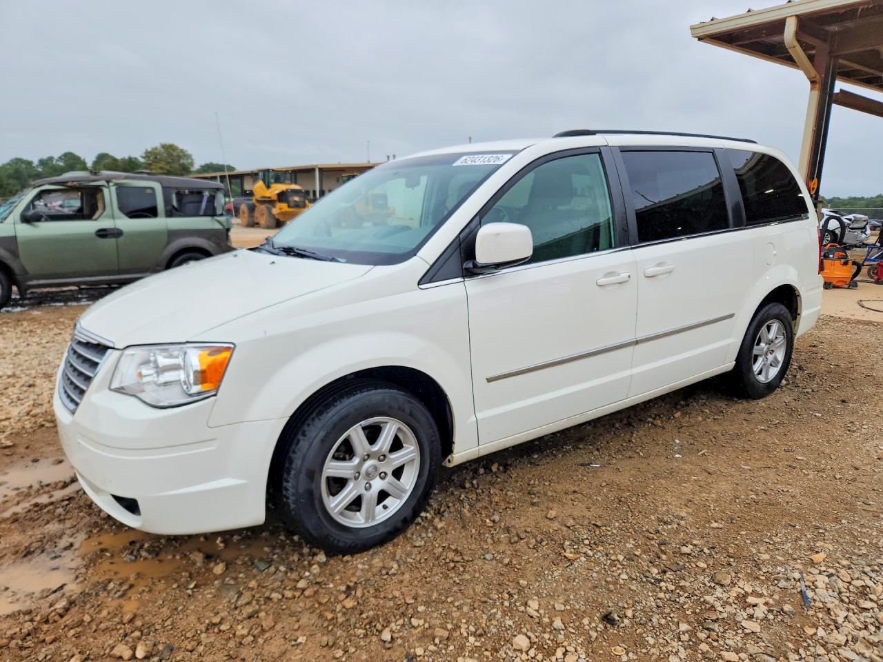 2010 Chrysler Town & Country Touring Белый vin: 2A4RR5D17AR466829
