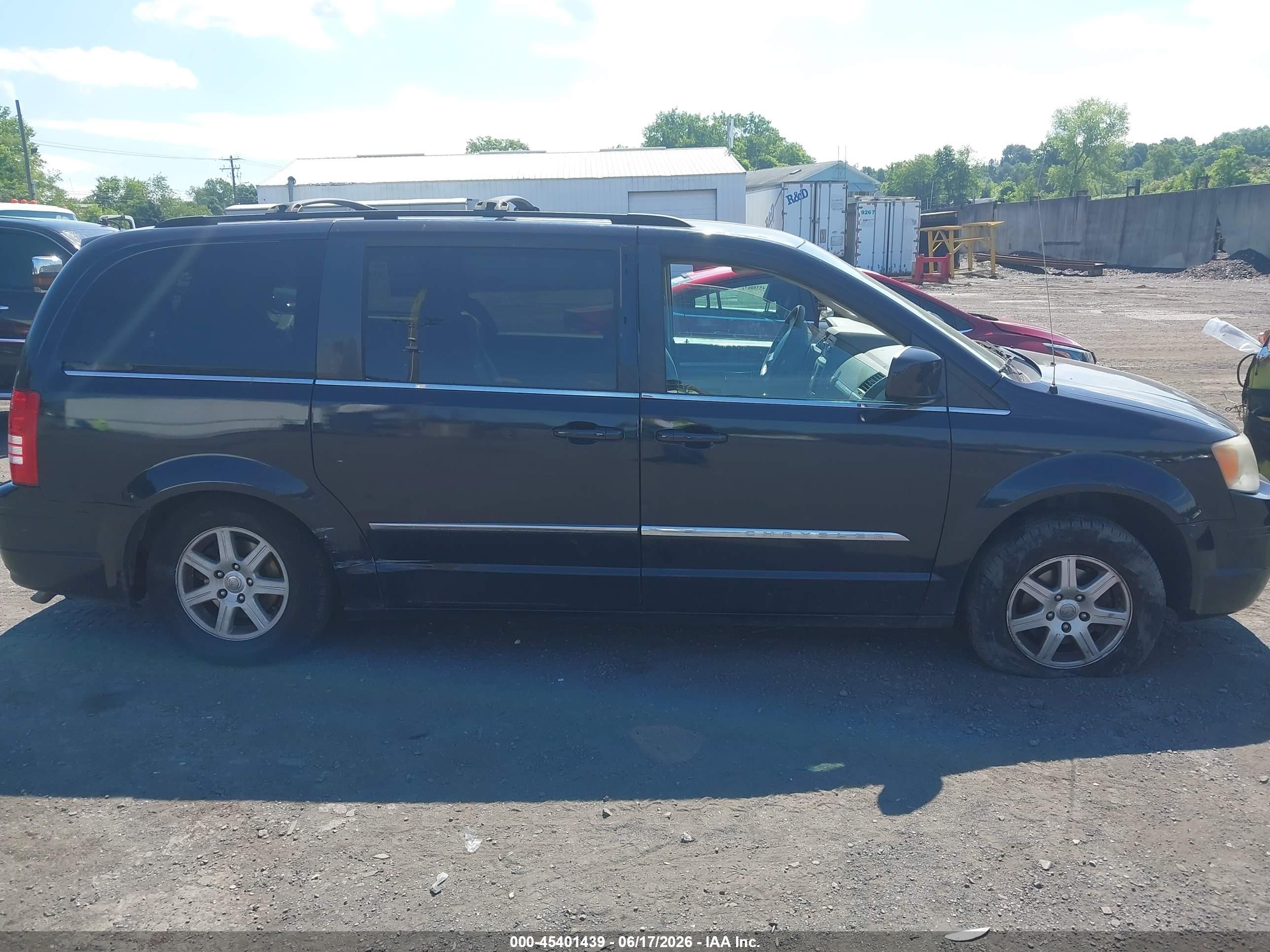2010 Chrysler Town & Country Touring Синий vin: 2A4RR5D18AR366268