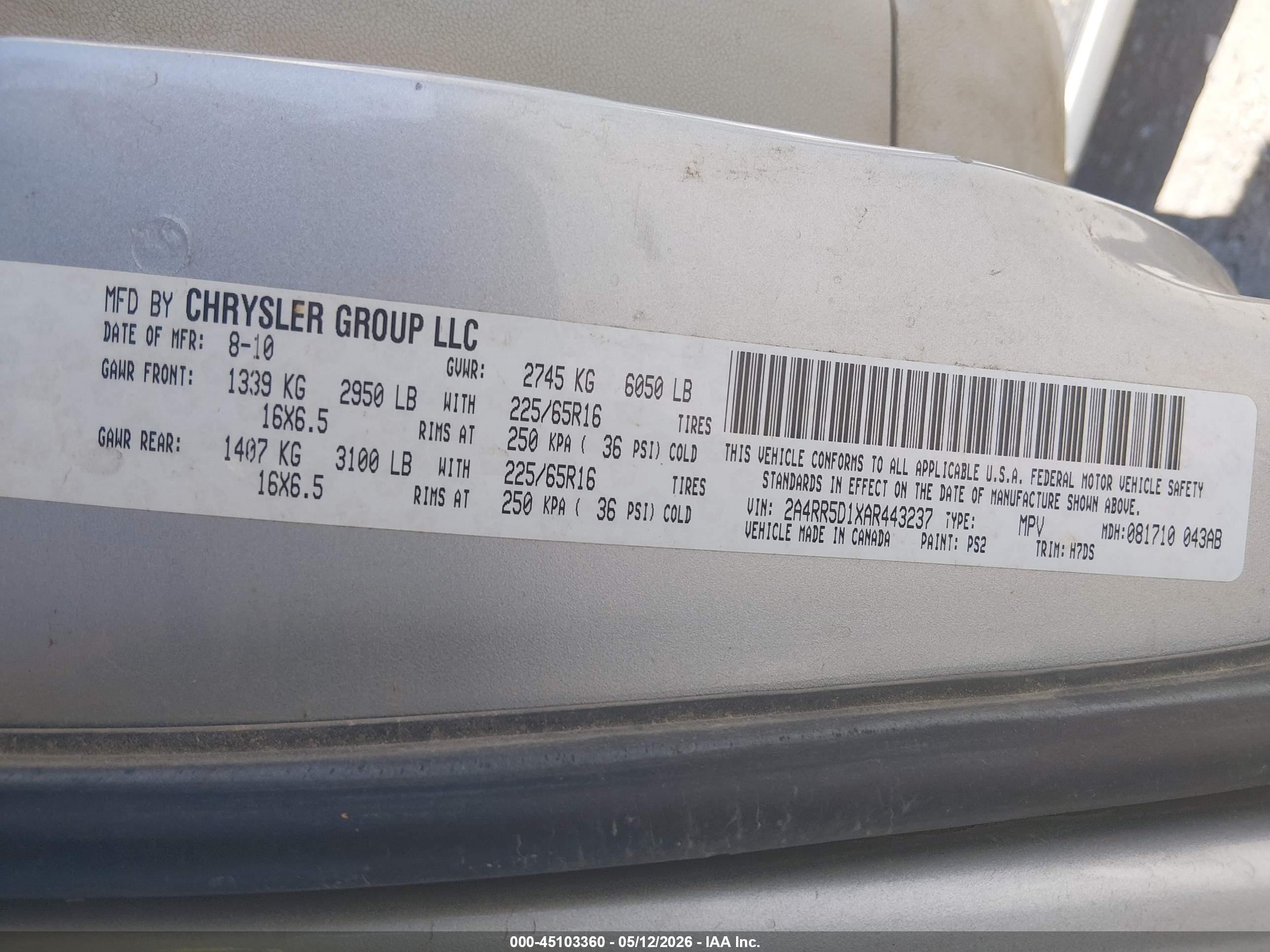 2010 Chrysler Town & Country Touring Silver vin: 2A4RR5D1XAR443237
