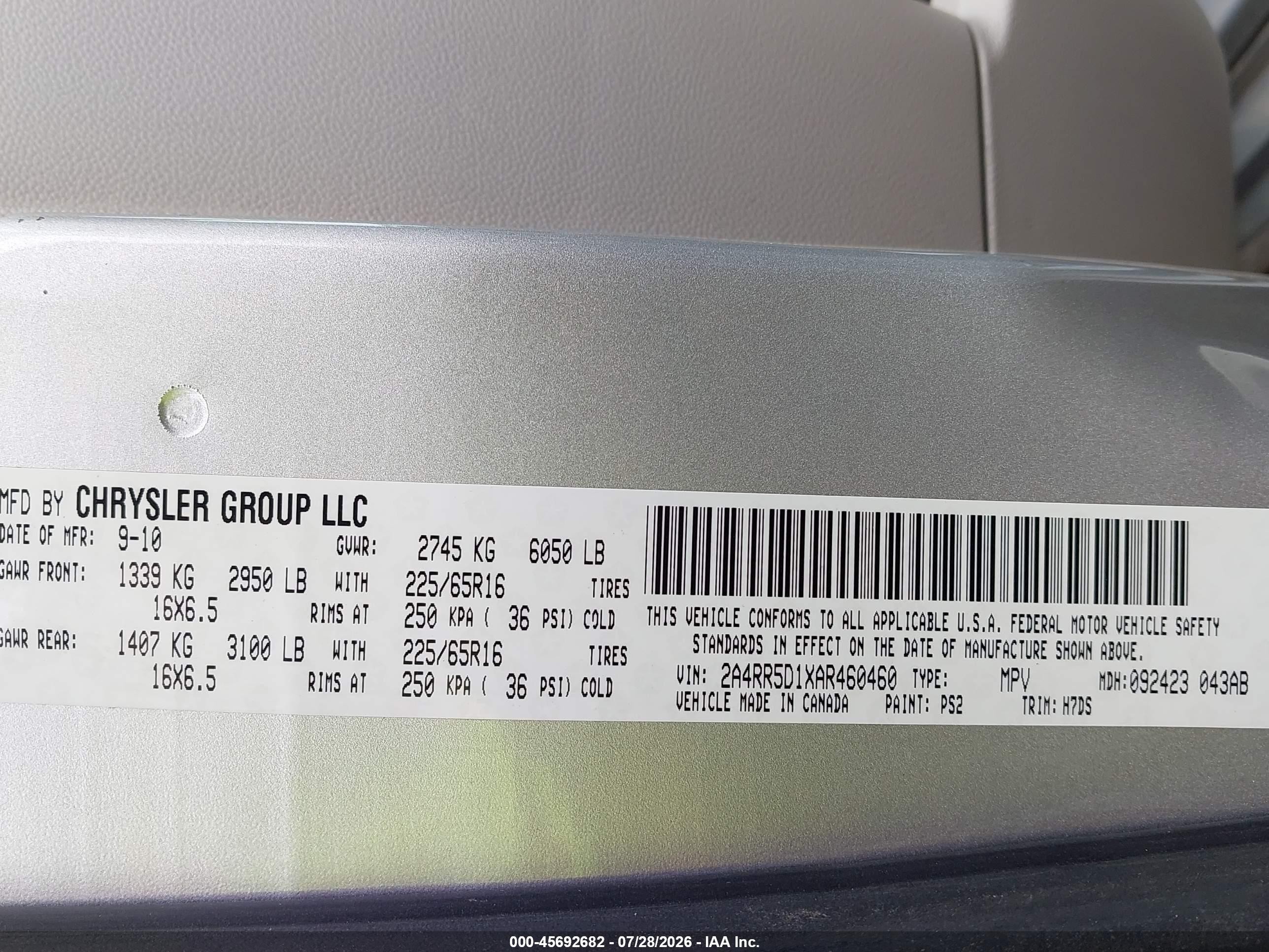 2010 Chrysler Town & Country Touring Silver vin: 2A4RR5D1XAR460460