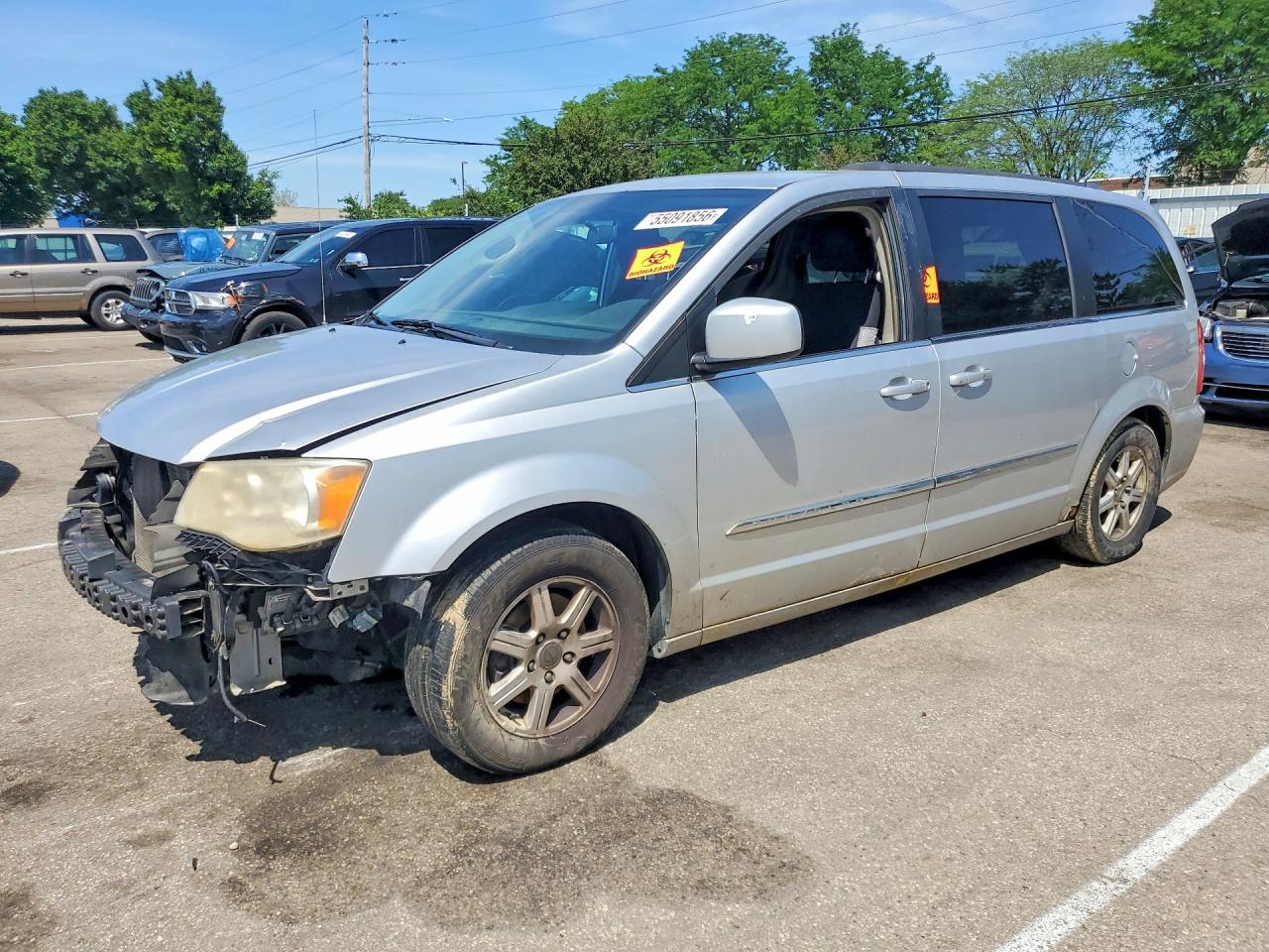2011 Chrysler Town & Country Touring Silver vin: 2A4RR5DG0BR623557