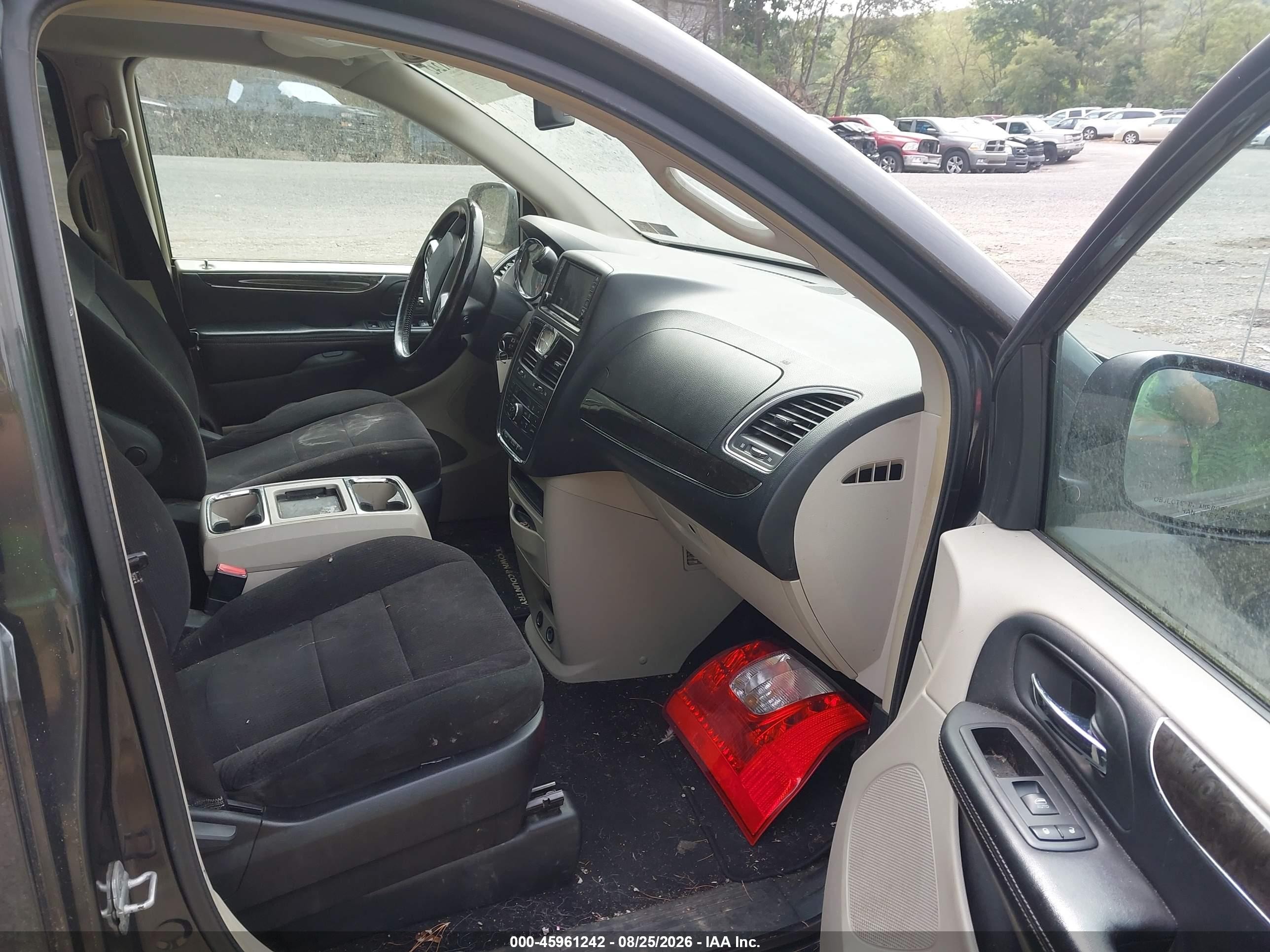 2011 Chrysler Town & Country Touring Серый vin: 2A4RR5DG0BR677733