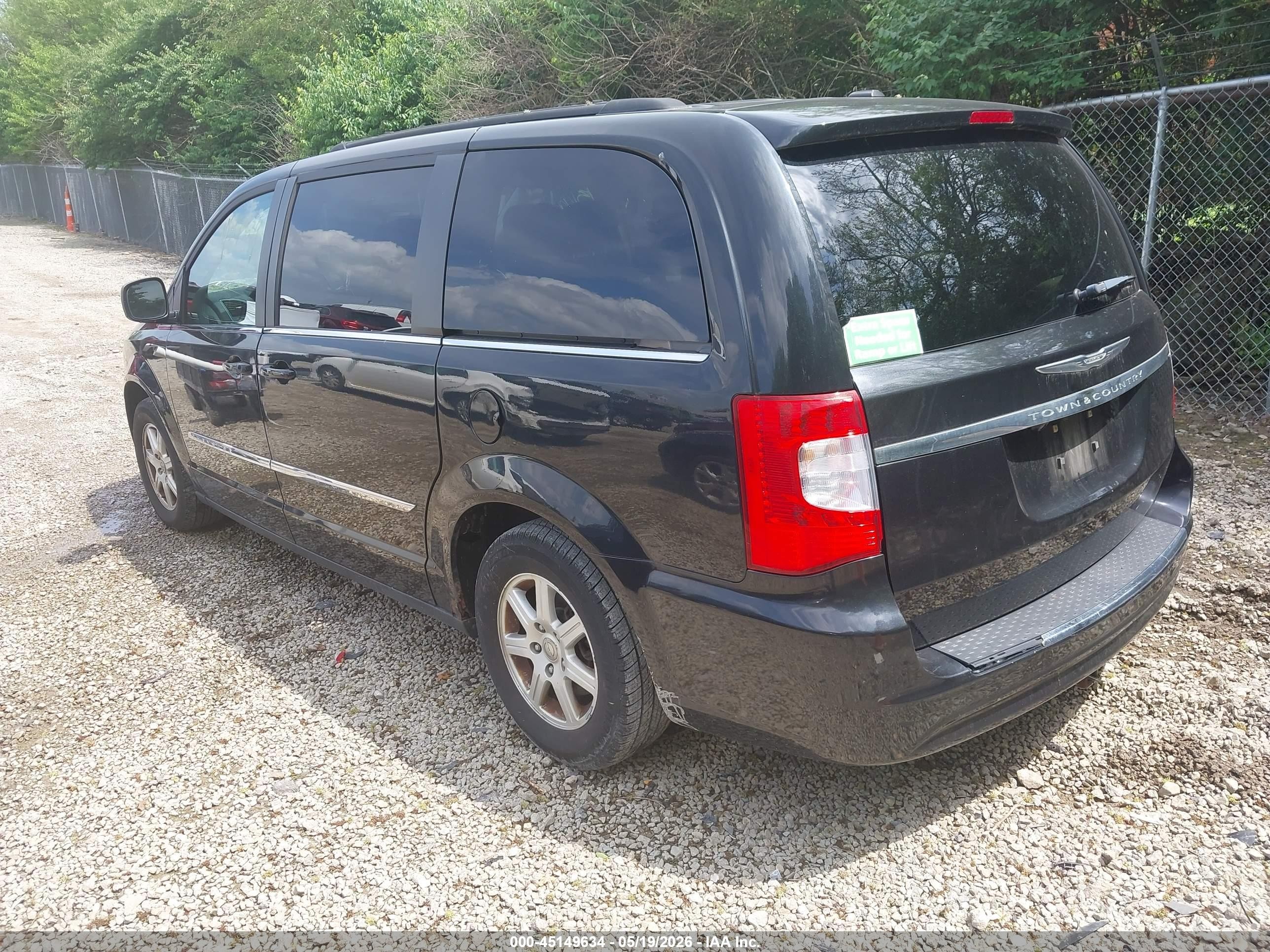 2011 Chrysler Town & Country Touring Black vin: 2A4RR5DG1BR607223
