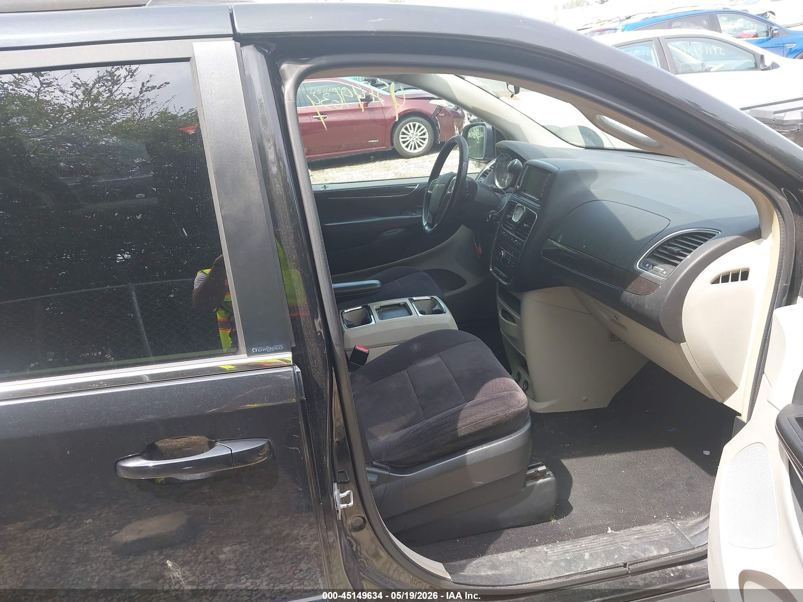 2011 Chrysler Town & Country Touring Black vin: 2A4RR5DG1BR607223