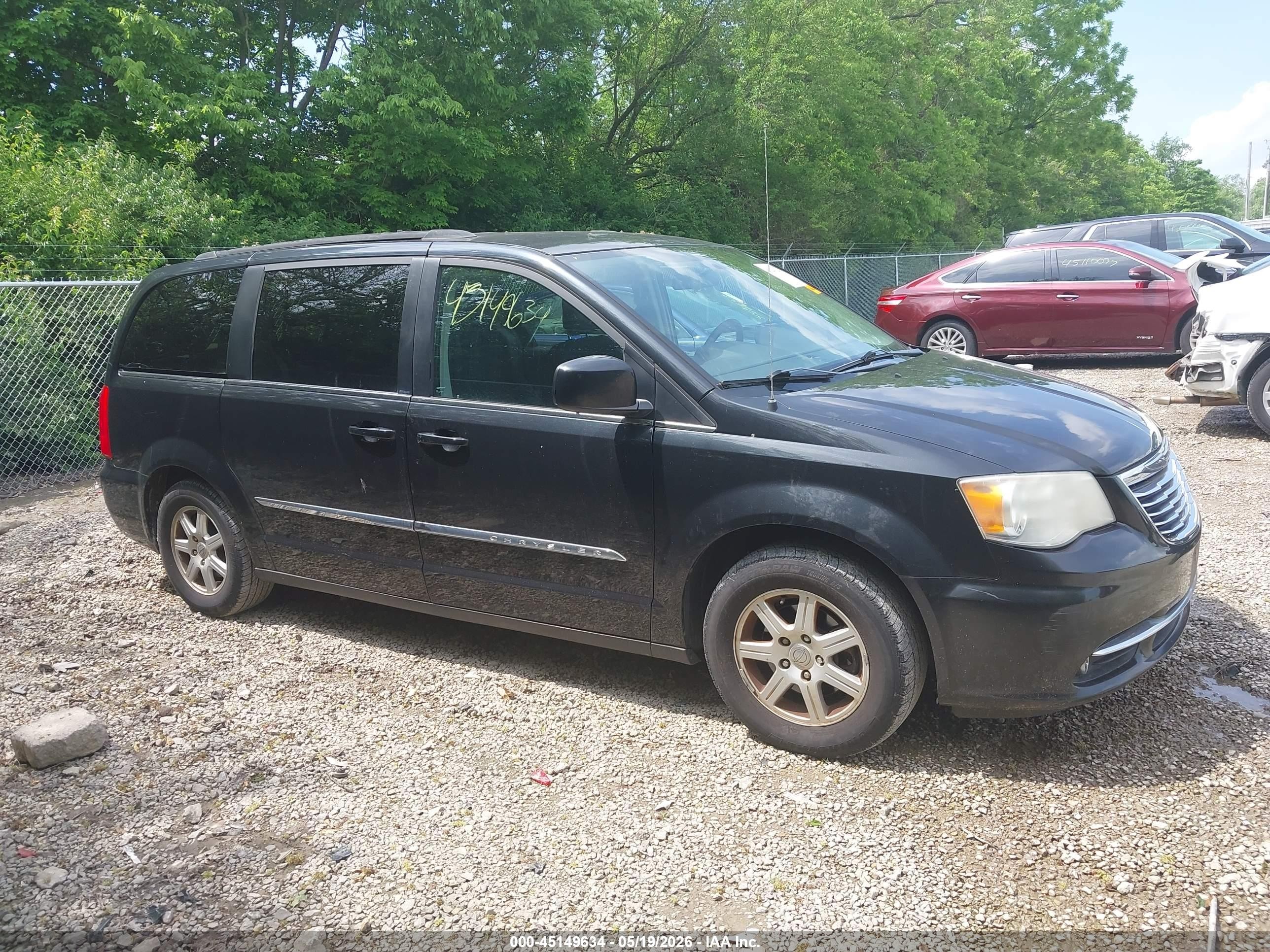 2011 Chrysler Town & Country Touring Black vin: 2A4RR5DG1BR607223