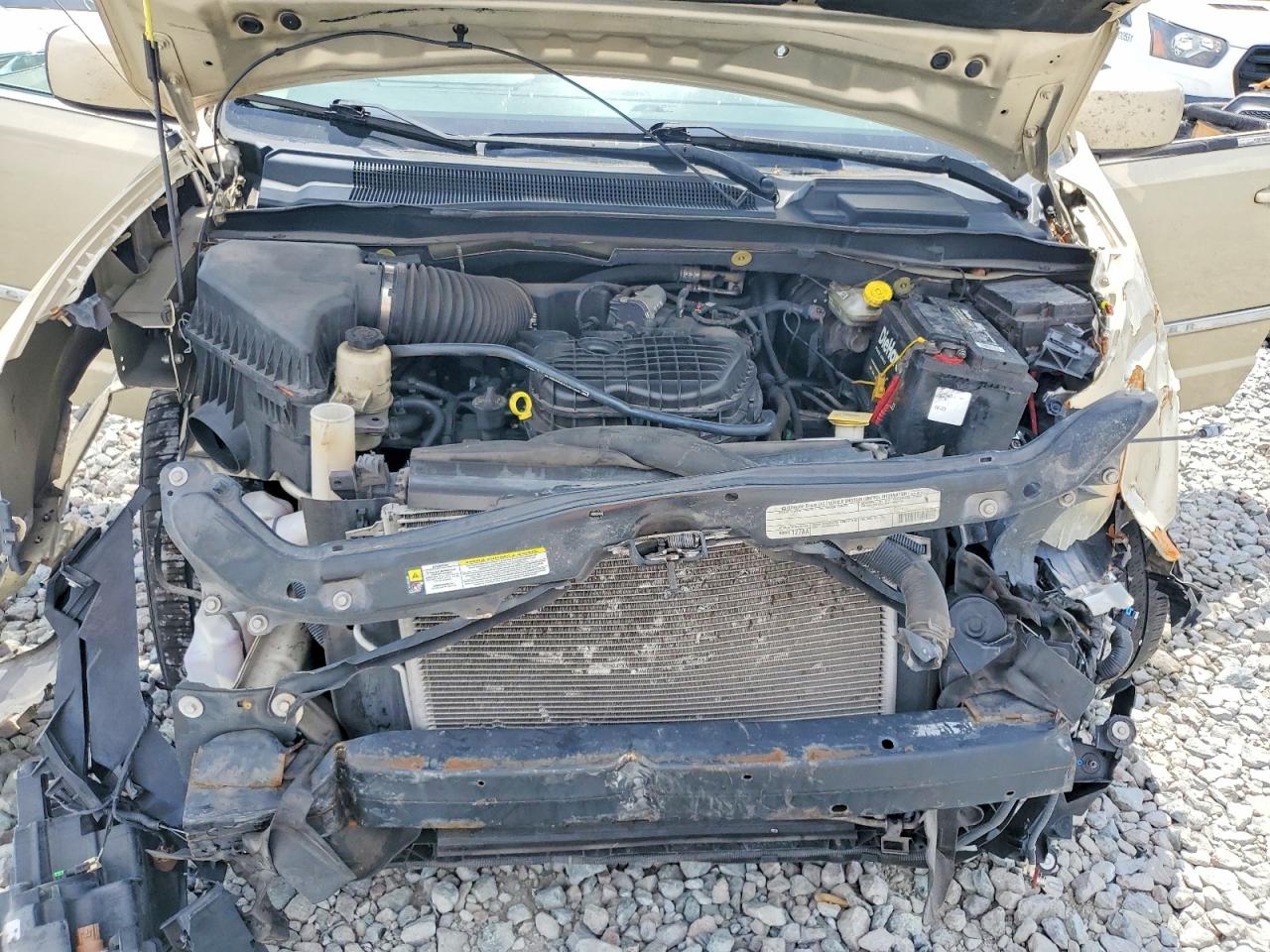 2011 Chrysler Town & Country Touring Gold vin: 2A4RR5DG1BR641582