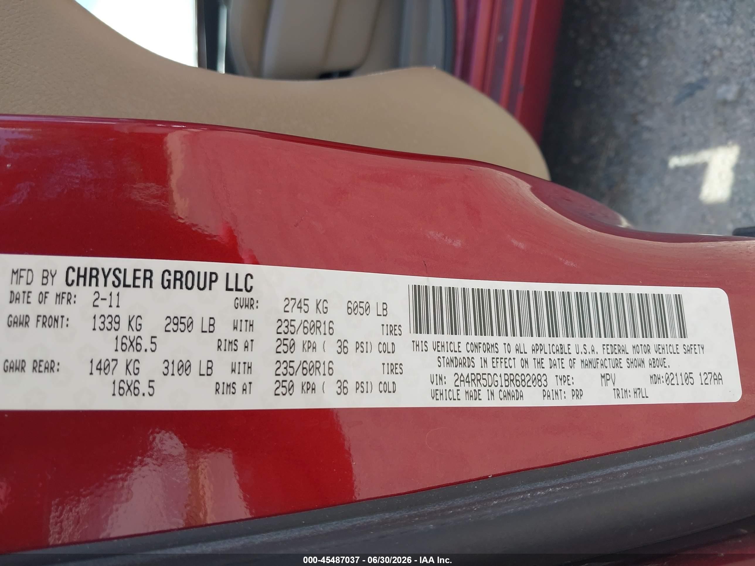 2011 Chrysler Town & Country Touring Maroon vin: 2A4RR5DG1BR682083